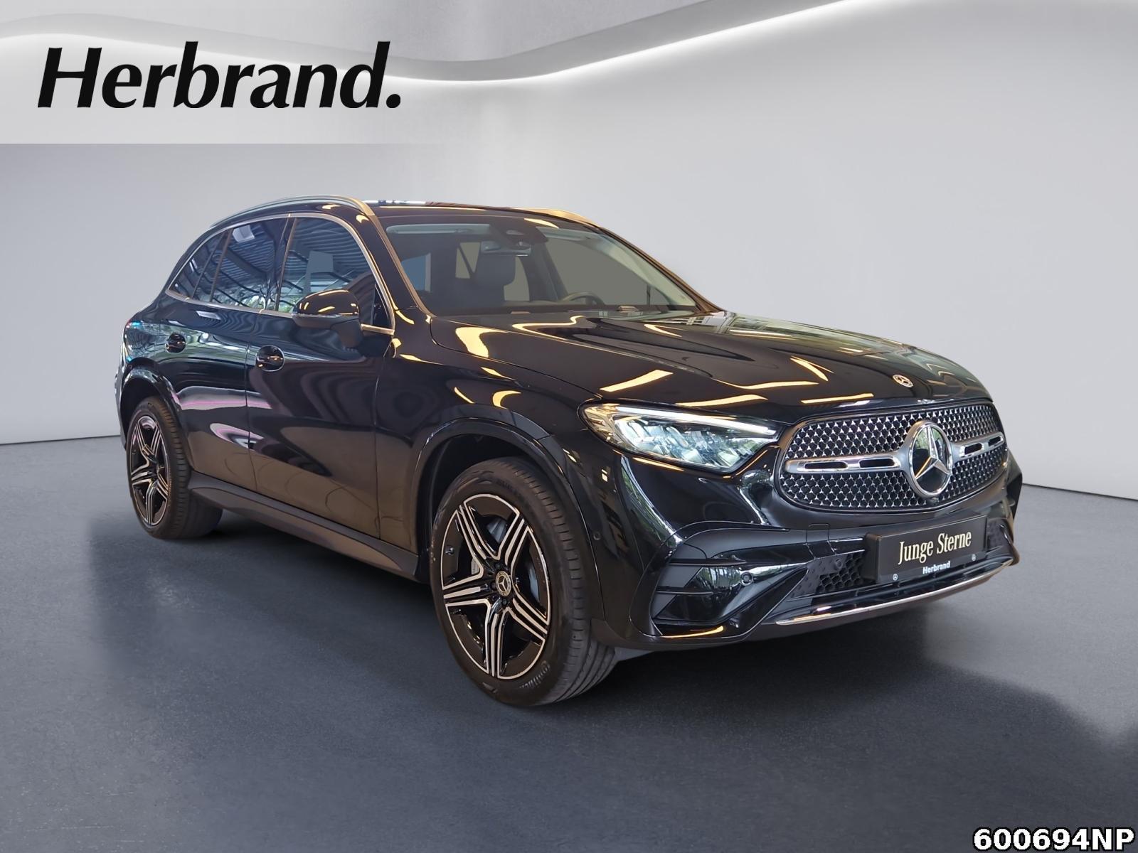 Fahrzeugabbildung Mercedes-Benz GLC 300 de AMG Pano AHK 20 Zoll Memory Totwinkel