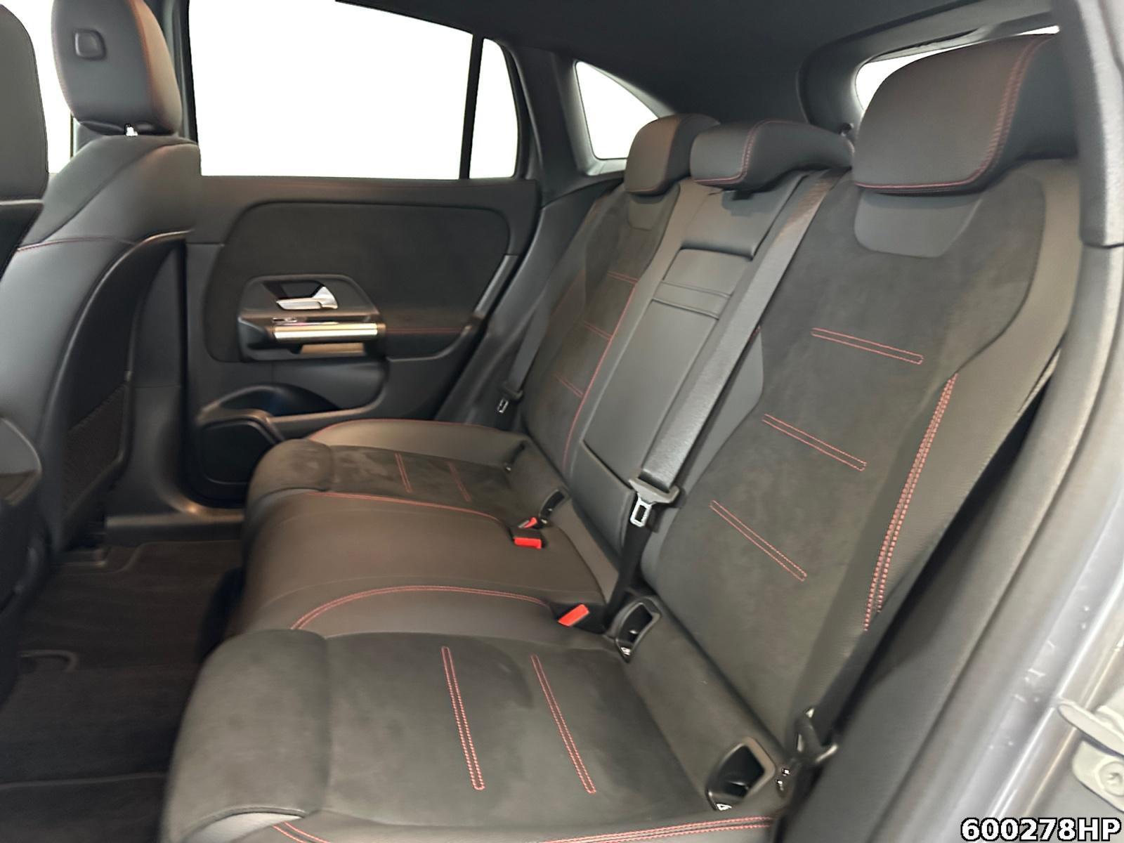 Fahrzeugabbildung Mercedes-Benz EQA AMG AHK LED 360° Kamera CarPlay Totw.