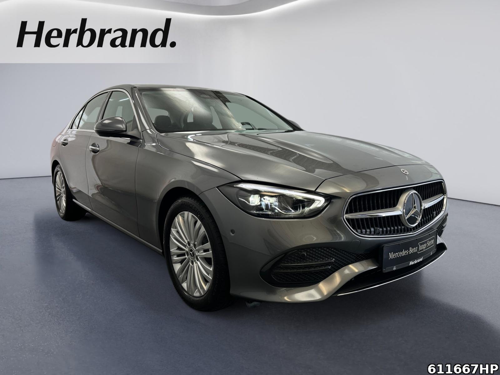 Fahrzeugabbildung Mercedes-Benz C 180 Avantgarde AHK Keyless CarPlay HUD Kamera