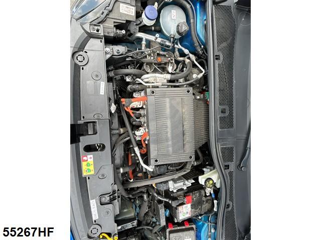 Fahrzeugabbildung Peugeot e-208 Allure CARPLAY+LED+KAMERA