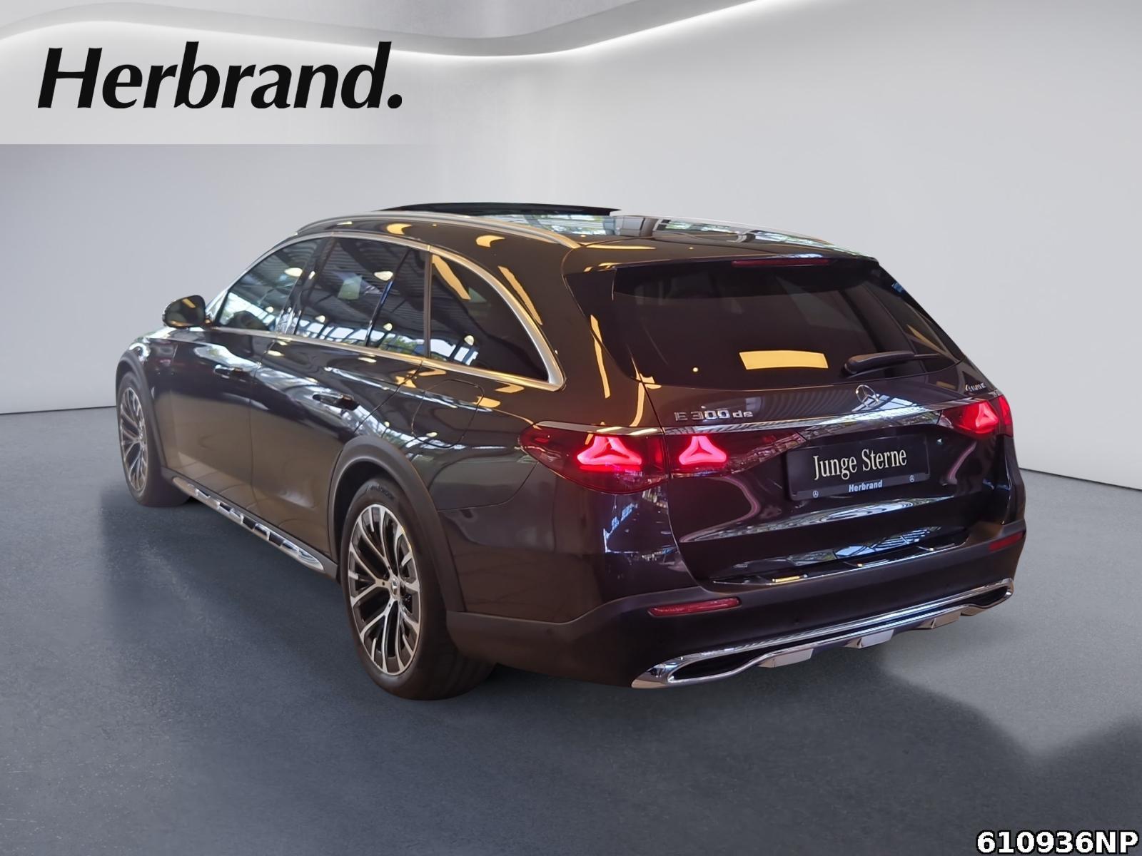 Fahrzeugabbildung Mercedes-Benz E 300 T 4M All-Terrain Pano AHK Digital Light