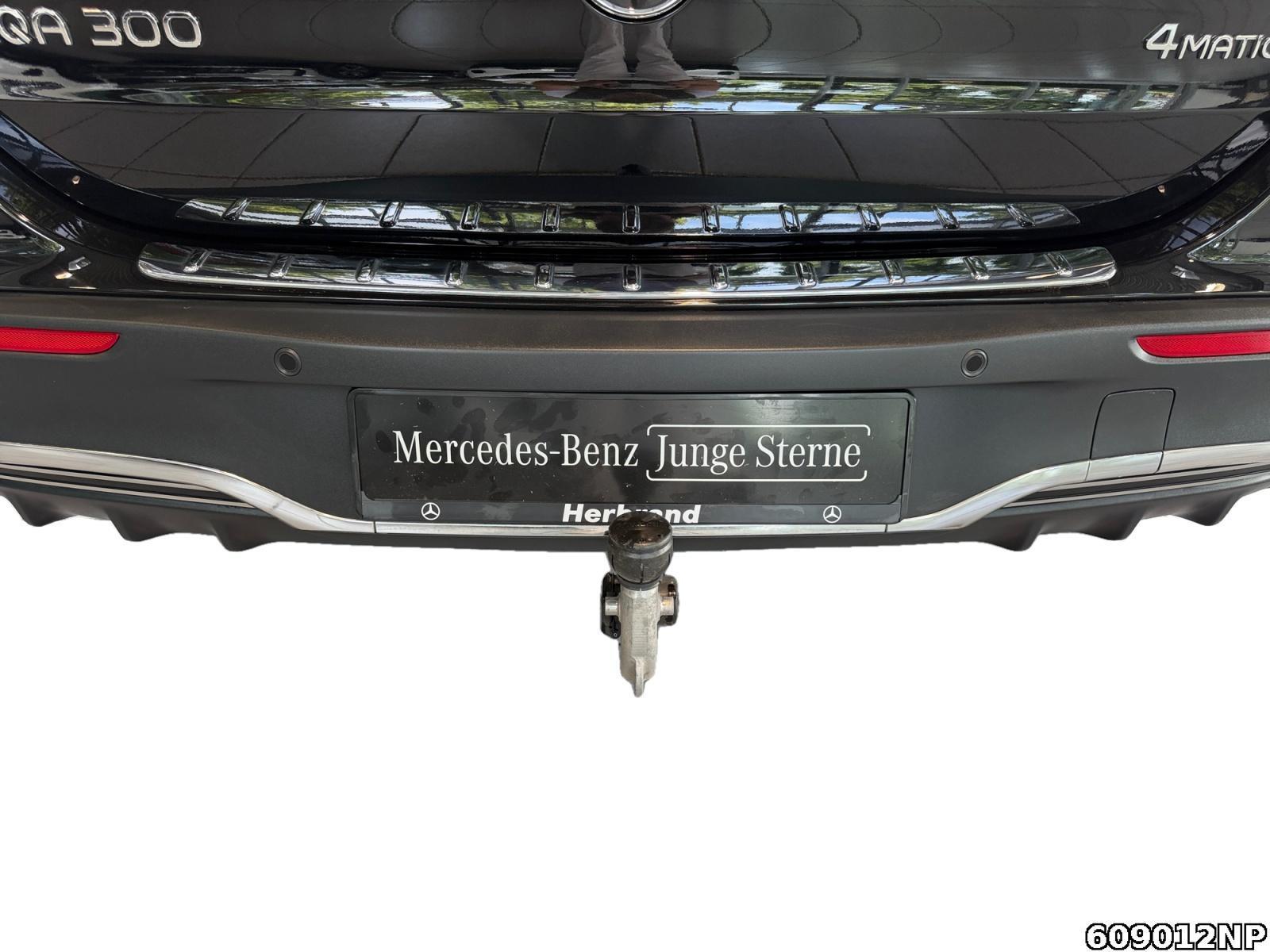 Fahrzeugabbildung Mercedes-Benz EQA 4M AMG AHK Kamera Ambiente Totwinkel