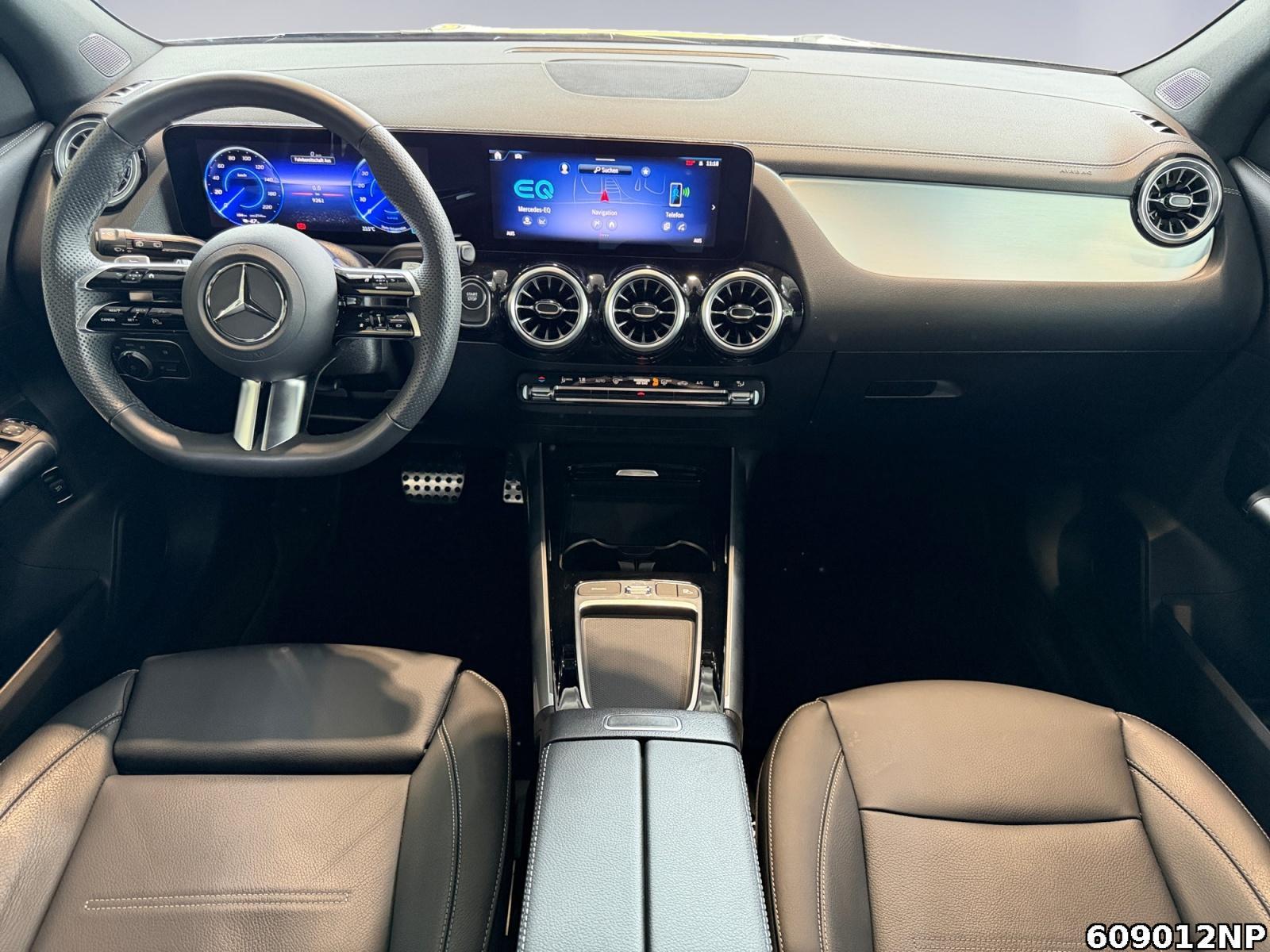 Fahrzeugabbildung Mercedes-Benz EQA 4M AMG AHK Kamera Ambiente Totwinkel