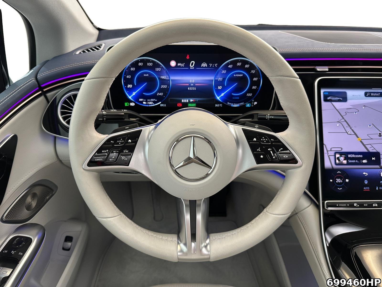 Fahrzeugabbildung Mercedes-Benz EQE 4M Electric Art AIRMATIC DIGITAL LIGHT