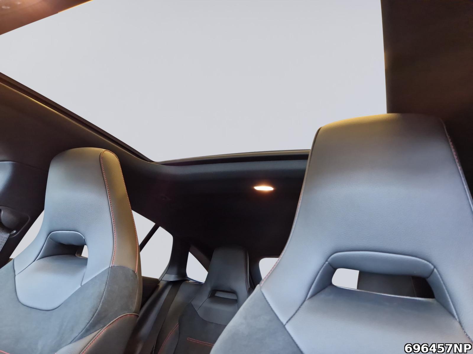 Fahrzeugabbildung Mercedes-Benz CLA 200 Shooting Brake AMG Line Pano Night Adv. Sound CarPla