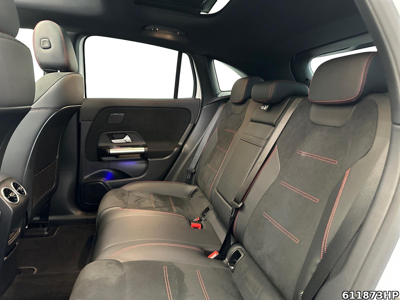 Fahrzeugabbildung Mercedes-Benz EQA 4M AMG Memory 360° Kam. Head-up Keyless