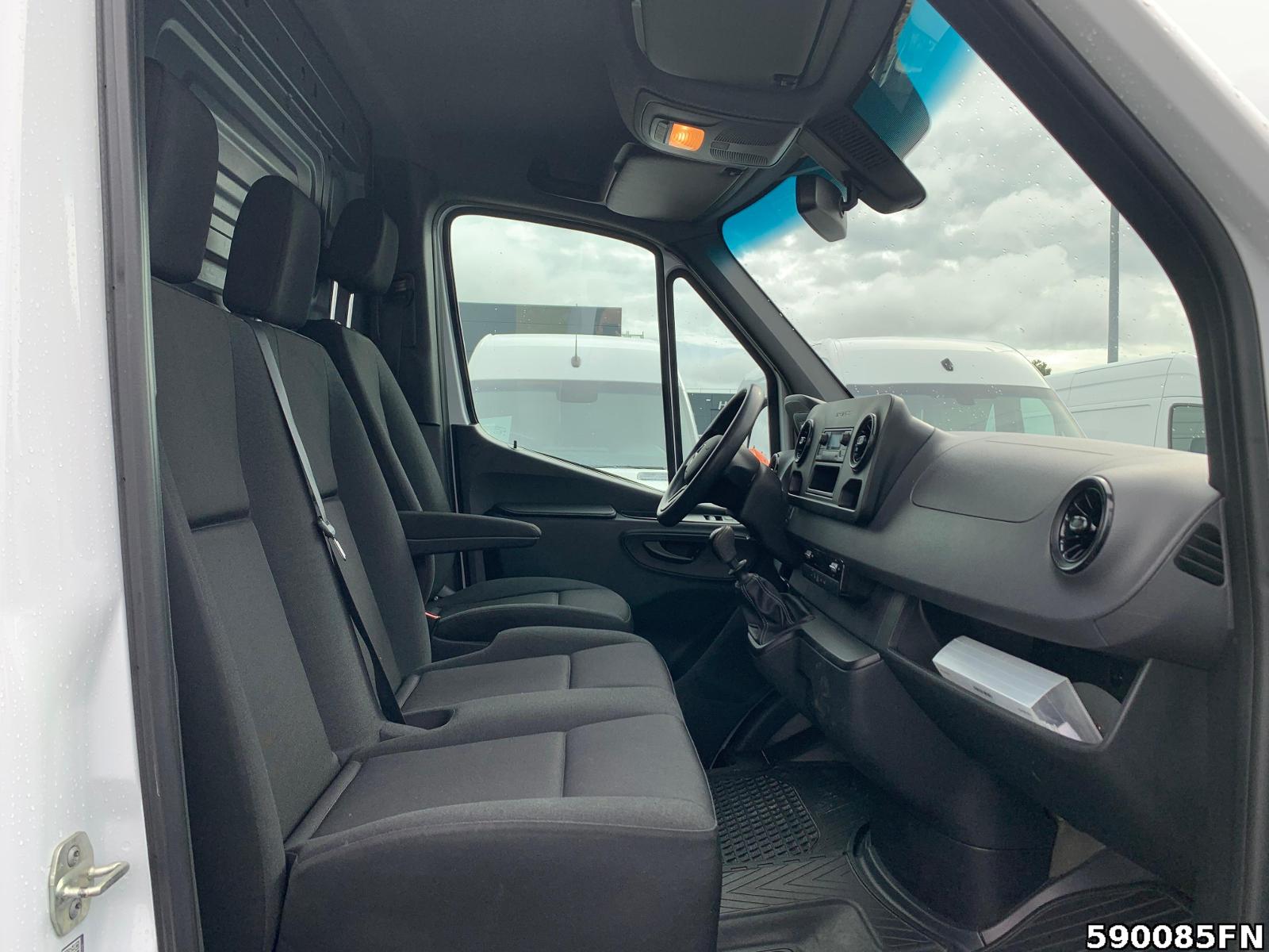 Fahrzeugabbildung Mercedes-Benz Sprinter 315 L2H2 **KLIMA**AHK**KAMERA**DAB**