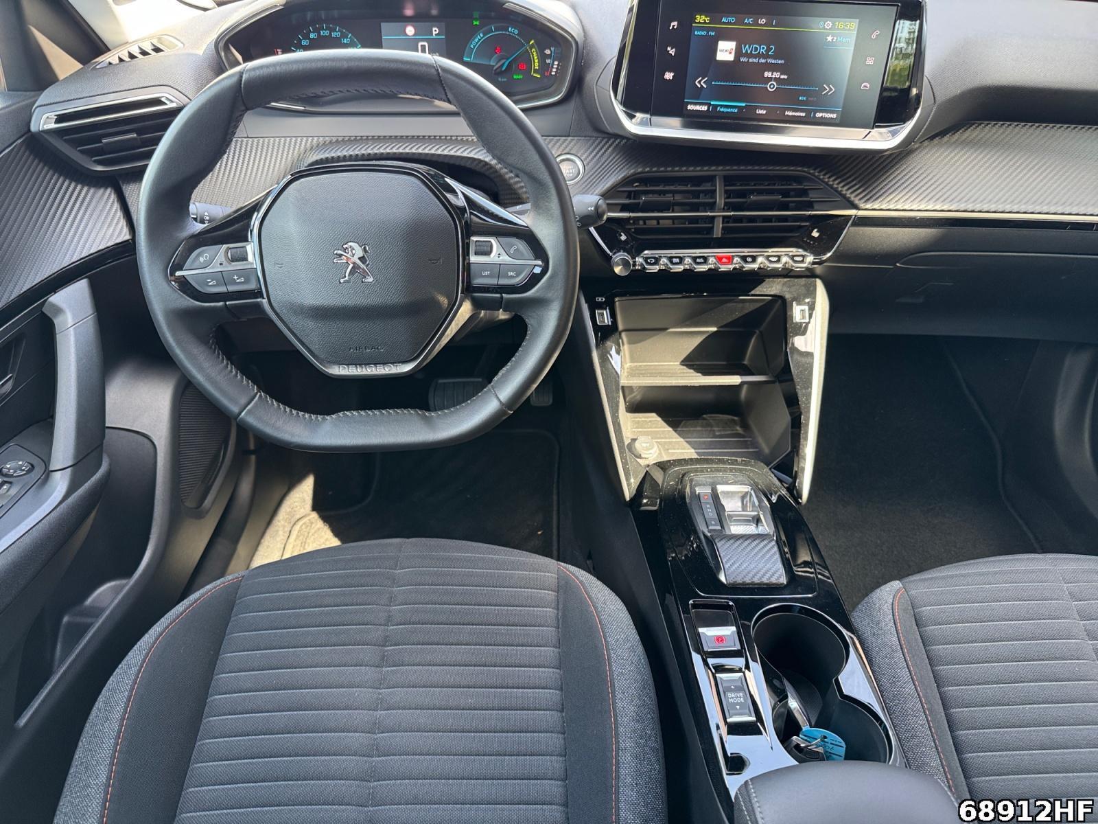 Fahrzeugabbildung Peugeot 2008 e-2008 Active Pack