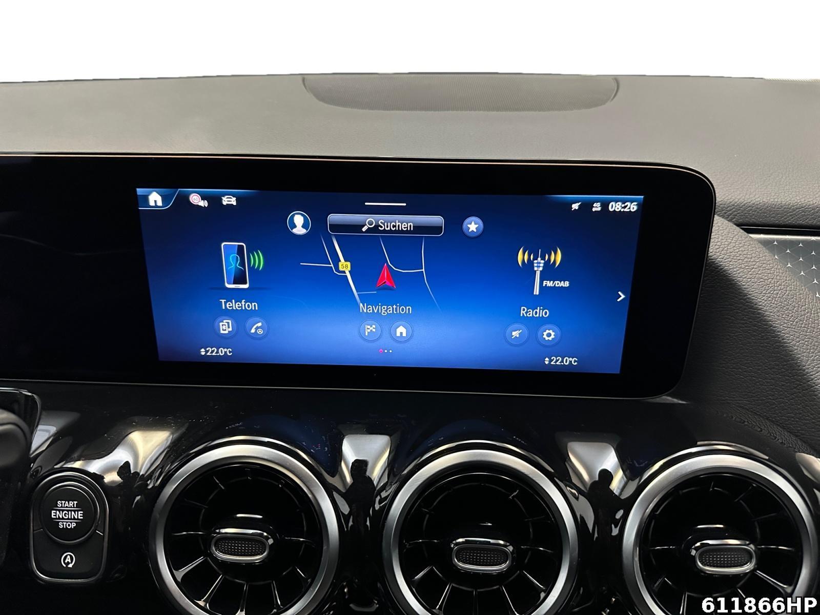 Fahrzeugabbildung Mercedes-Benz GLA 200 Progressive DISTRONIC AHK Rückfahrkamera
