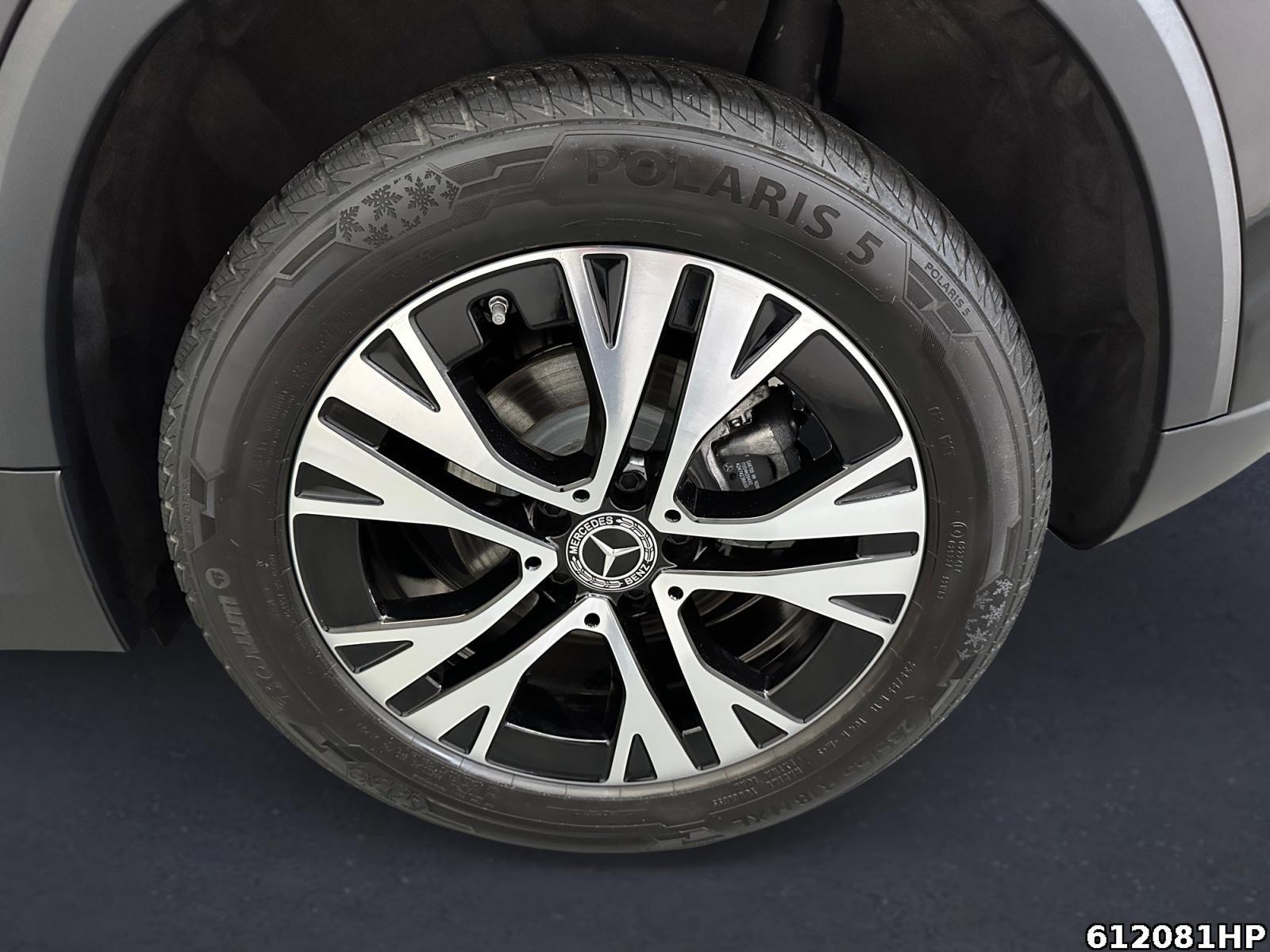 Fahrzeugabbildung Mercedes-Benz GLA 200 Progressive DISTRONIC AHK Rückfahrkamera