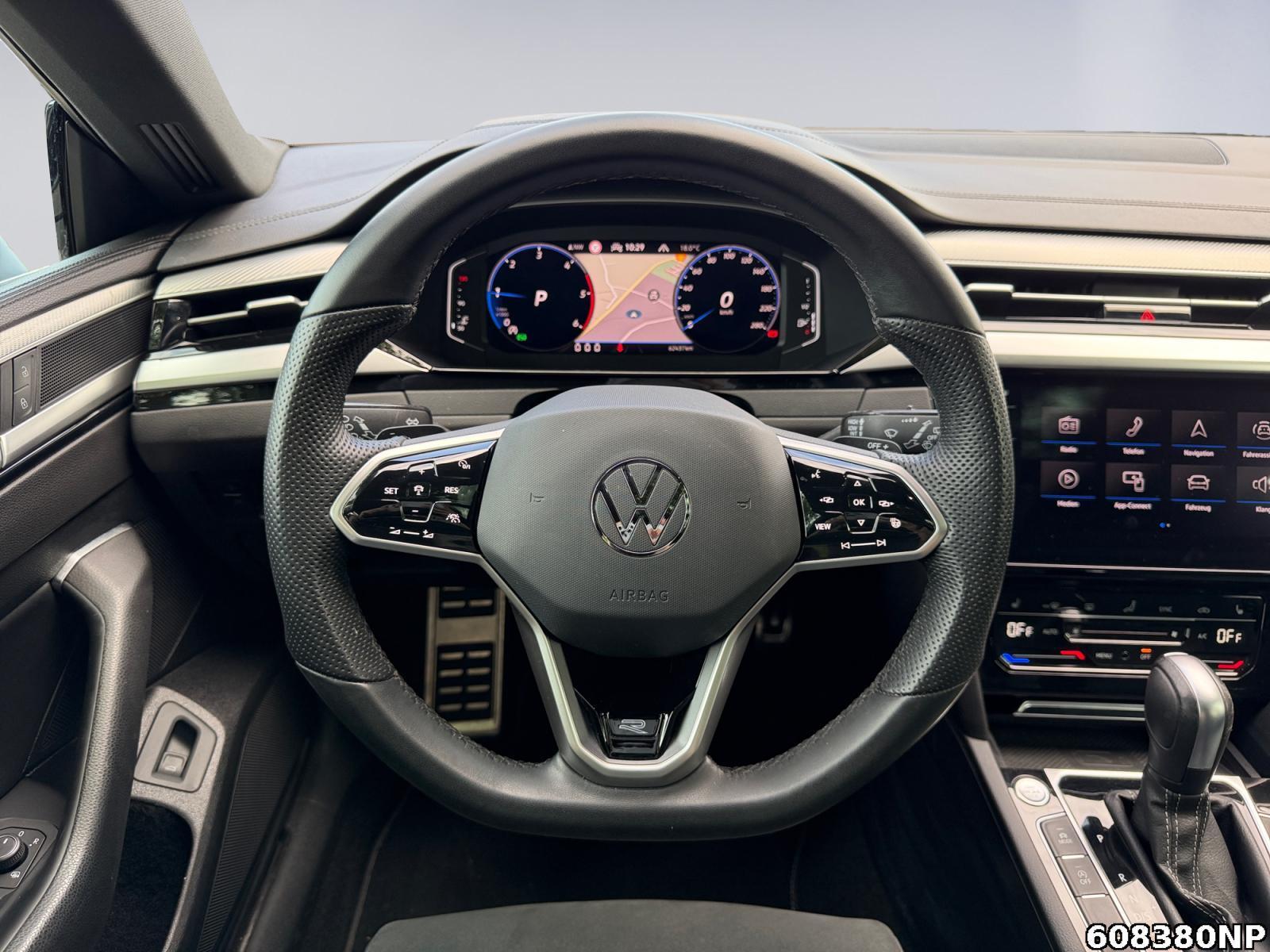 Fahrzeugabbildung Volkswagen Arteon SB 2.0 TDI R-Line HUD Matrix-LED Pano AHK