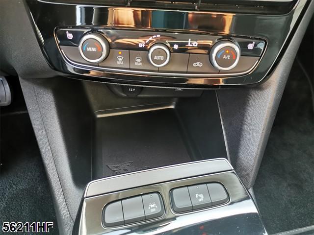 Fahrzeugabbildung Opel Mokka elektro, Edition