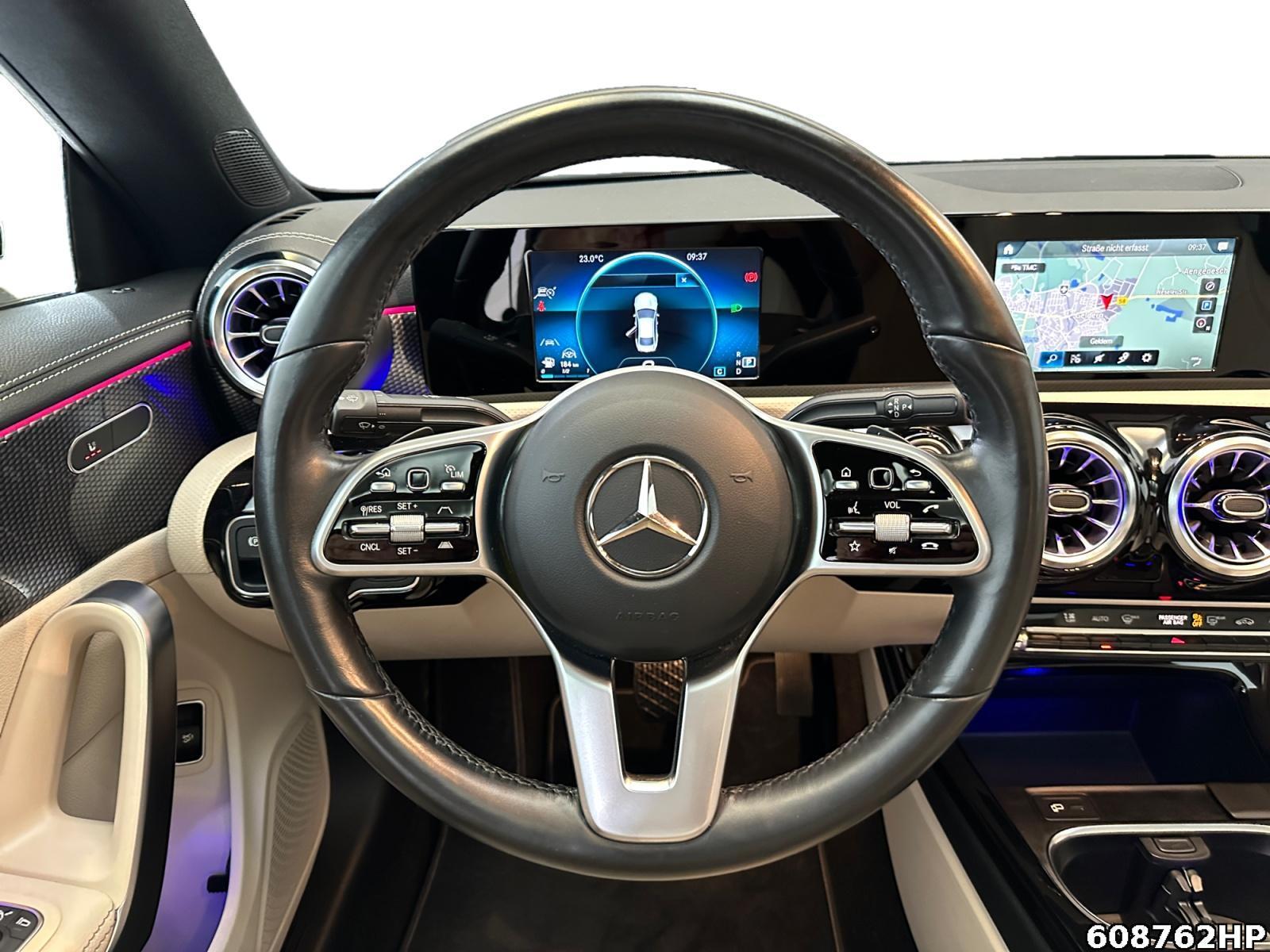 Fahrzeugabbildung Mercedes-Benz CLA 220 d Progressive Panoramadach DISTRONIC AHK