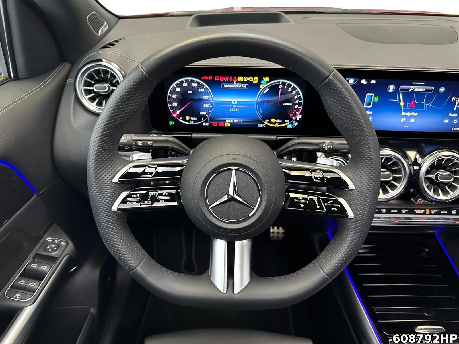 Fahrzeugabbildung Mercedes-Benz GLA 250 e AMG Pano Burmester Distronic AHK Memor