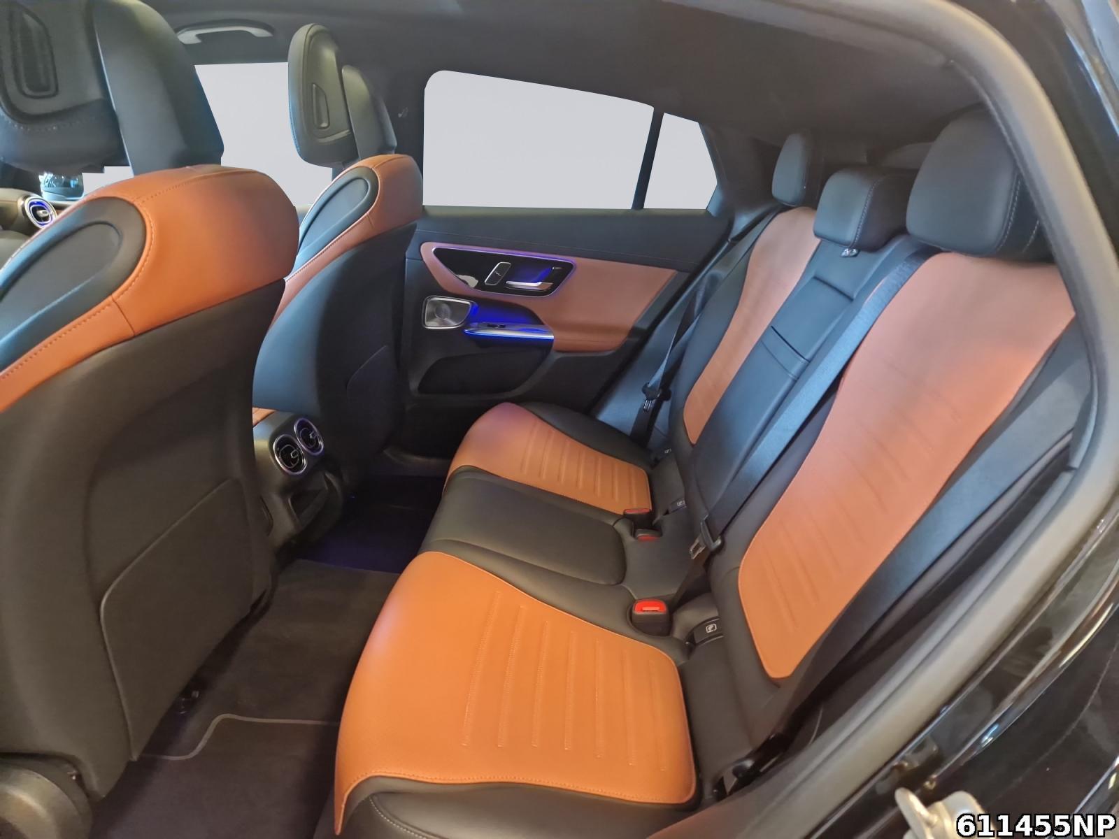 Fahrzeugabbildung Mercedes-Benz GLC 300 4M AMG Coupé Burmester Pano DigitalLight