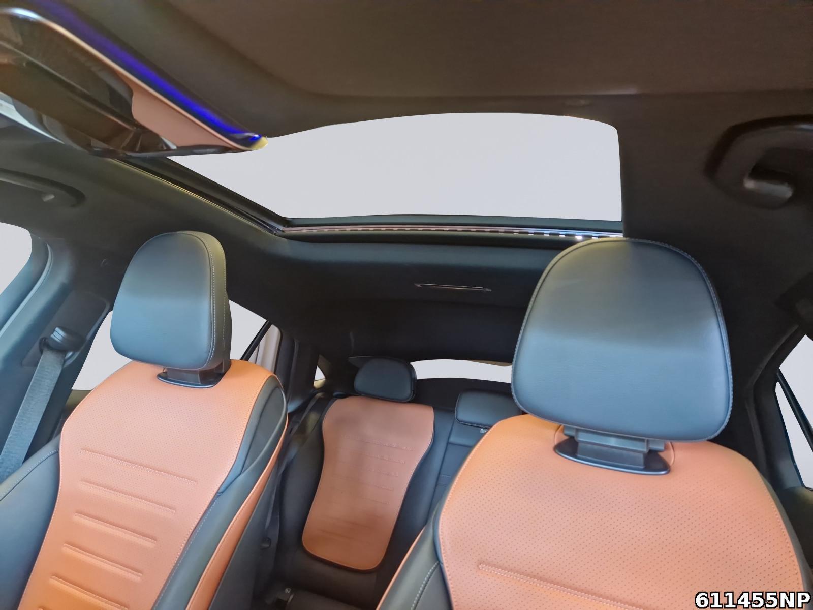 Fahrzeugabbildung Mercedes-Benz GLC 300 4M AMG Coupé Burmester Pano DigitalLight