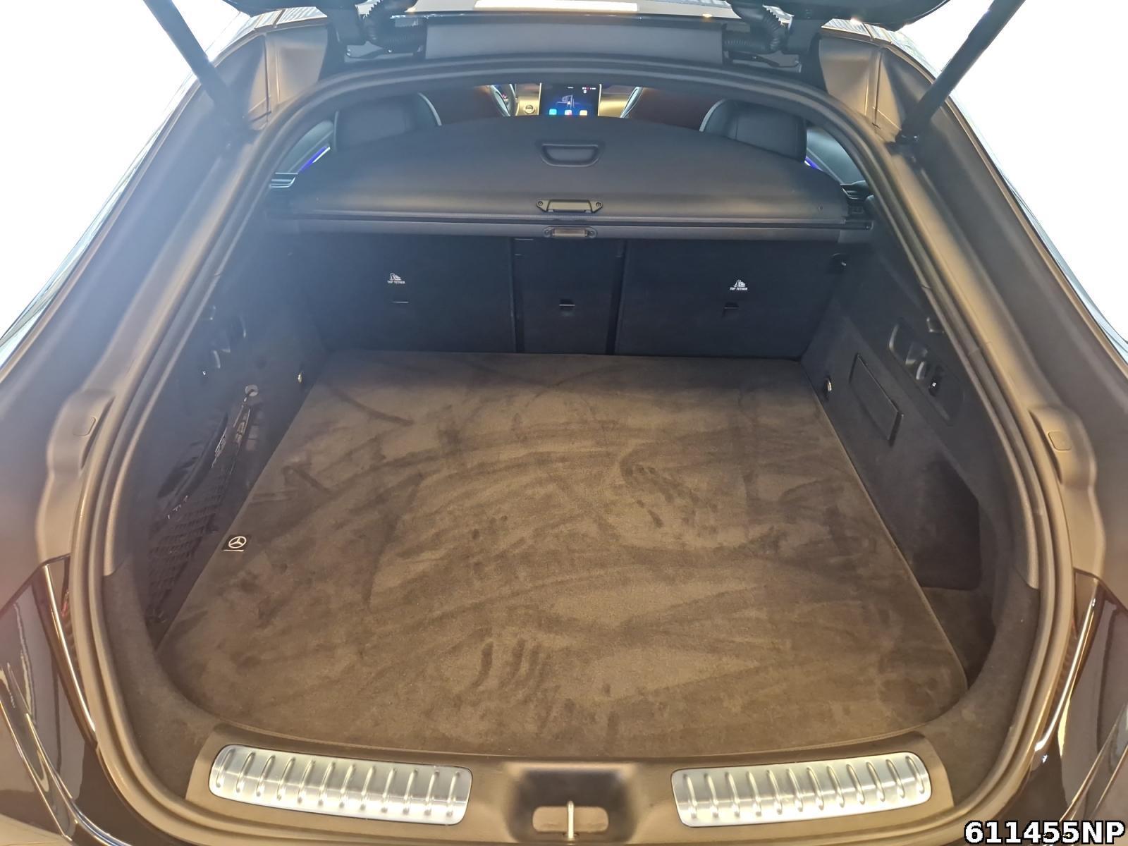 Fahrzeugabbildung Mercedes-Benz GLC 300 4M AMG Coupé Burmester Pano DigitalLight
