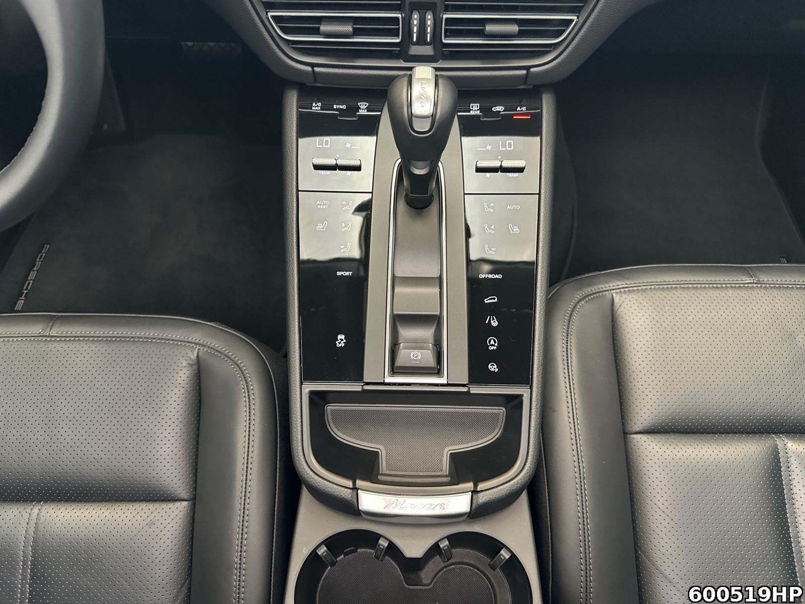 Fahrzeugabbildung Porsche Macan 2.0T Basis OPF (EURO 6d) Pano,Memo,20 Zoll