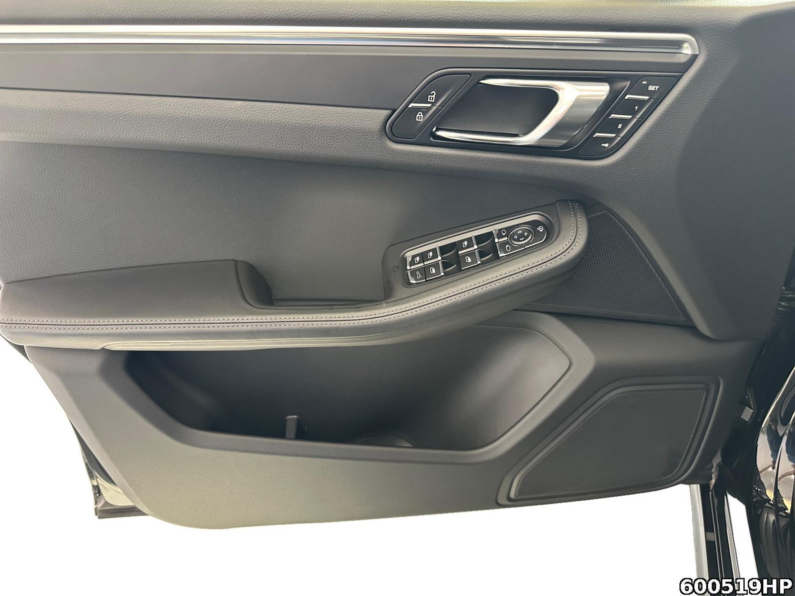 Fahrzeugabbildung Porsche Macan 2.0T Basis OPF (EURO 6d) Pano,Memo,20 Zoll