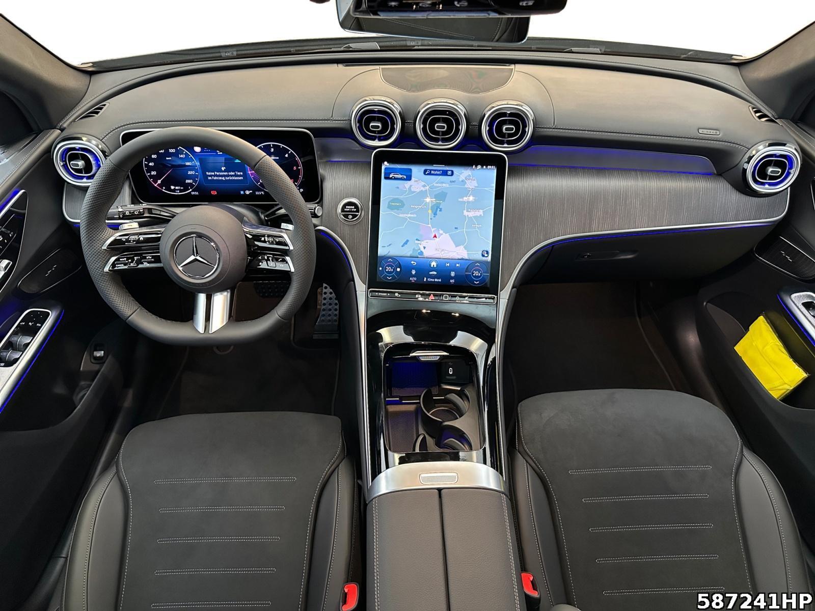 Fahrzeugabbildung Mercedes-Benz GLC 220 d 4MATIC +EDITION-AMG+PANO+DISTRONIC+