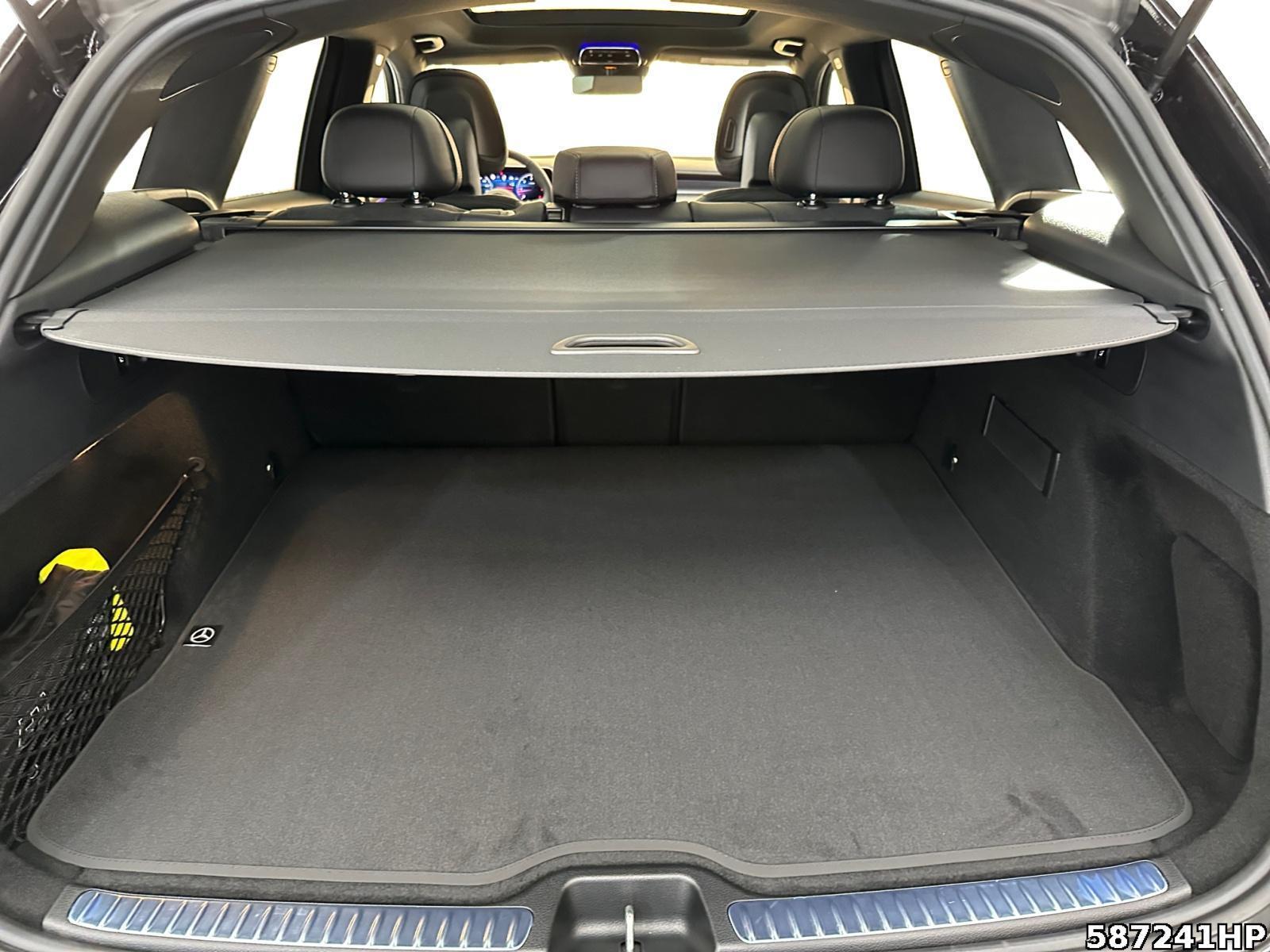 Fahrzeugabbildung Mercedes-Benz GLC 220 d 4MATIC +EDITION-AMG+PANO+DISTRONIC+