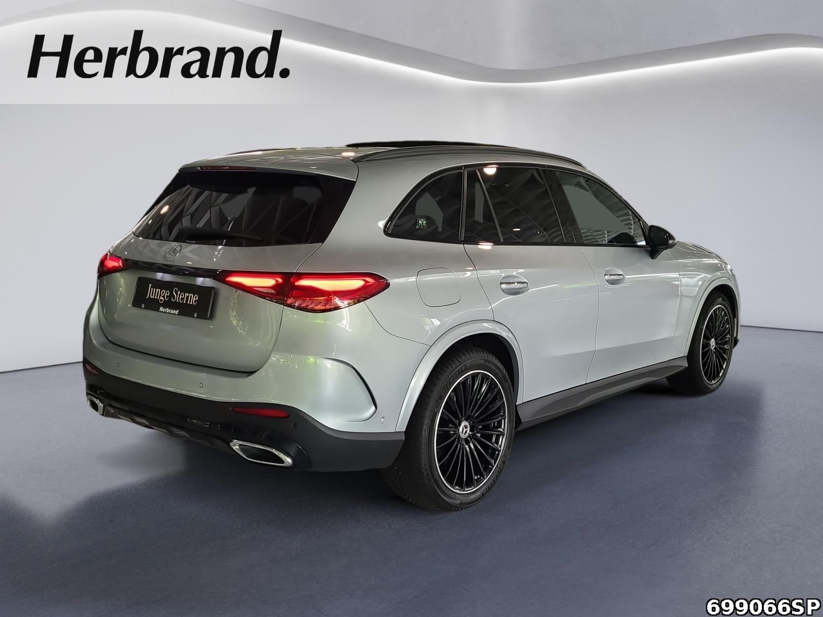 Fahrzeugabbildung Mercedes-Benz GLC 300 d 4M AMG NIGHT AHK PANO MEMORY KAMERA