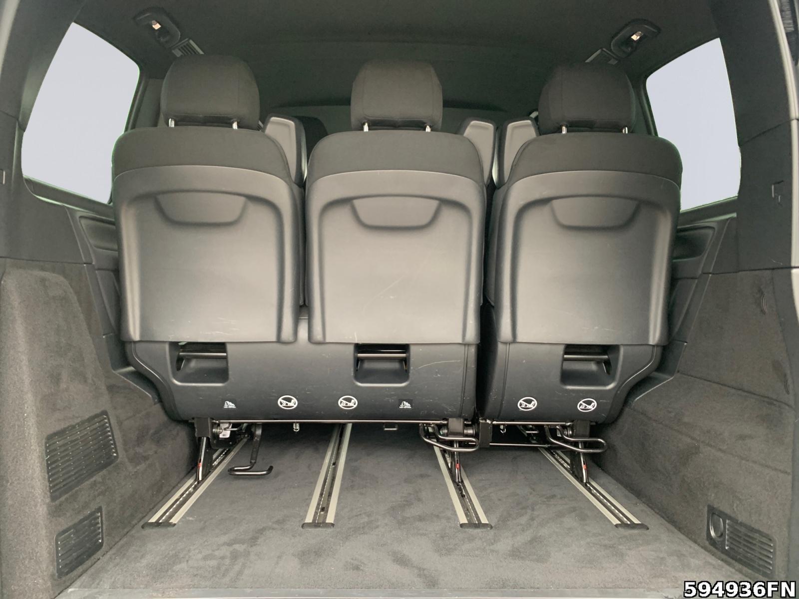 Fahrzeugabbildung Mercedes-Benz V 250 ED/K AMG DISTRONIC*LED*DREHBARE SITZE VORN