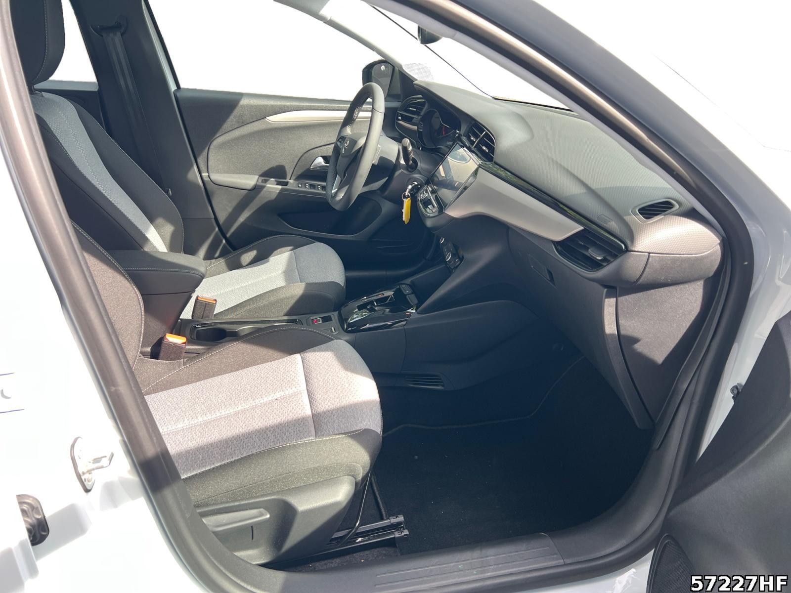 Fahrzeugabbildung Opel Corsa Edition Hybrid 110 PS AT