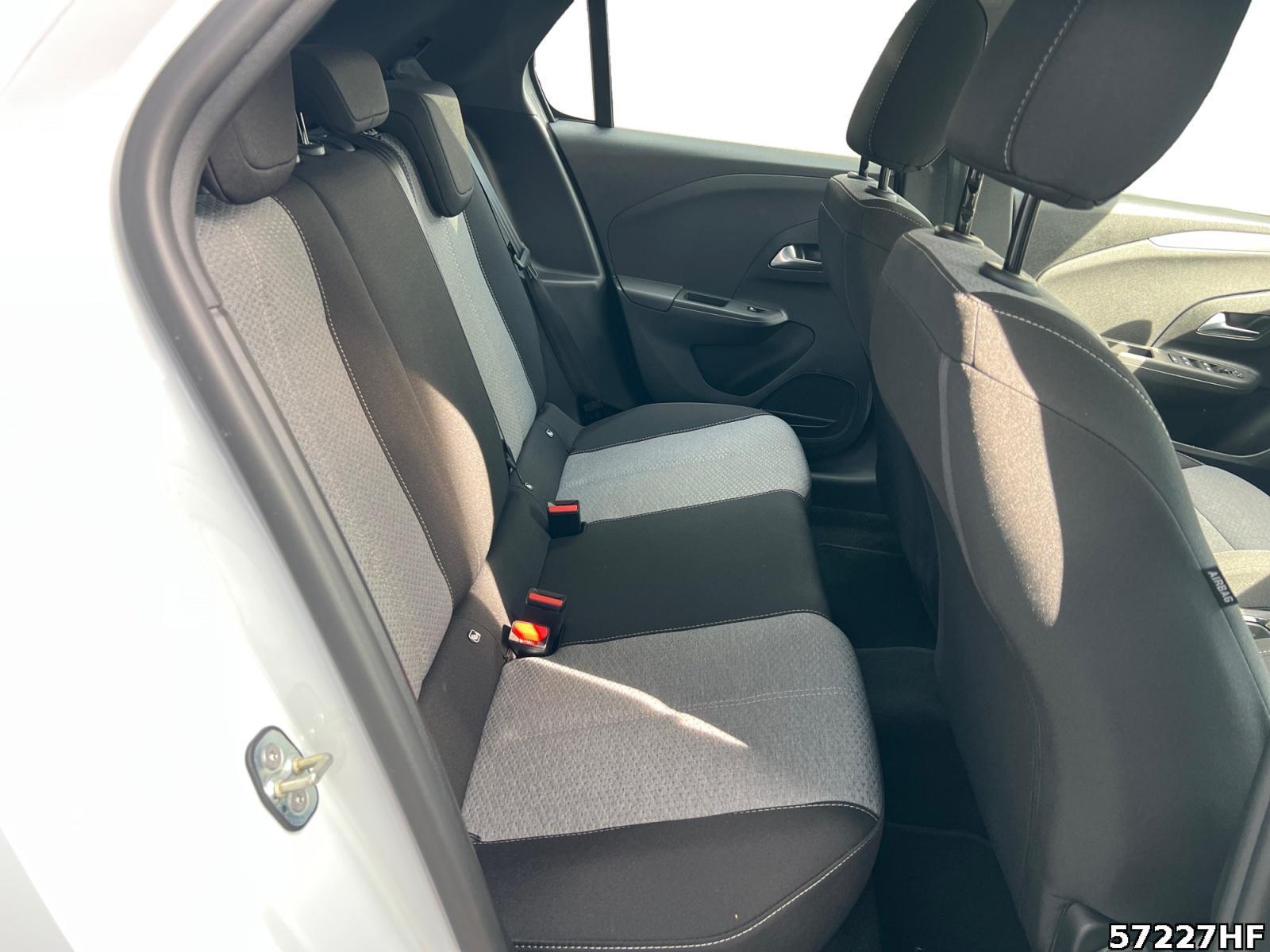 Fahrzeugabbildung Opel Corsa Edition Hybrid 110 PS AT