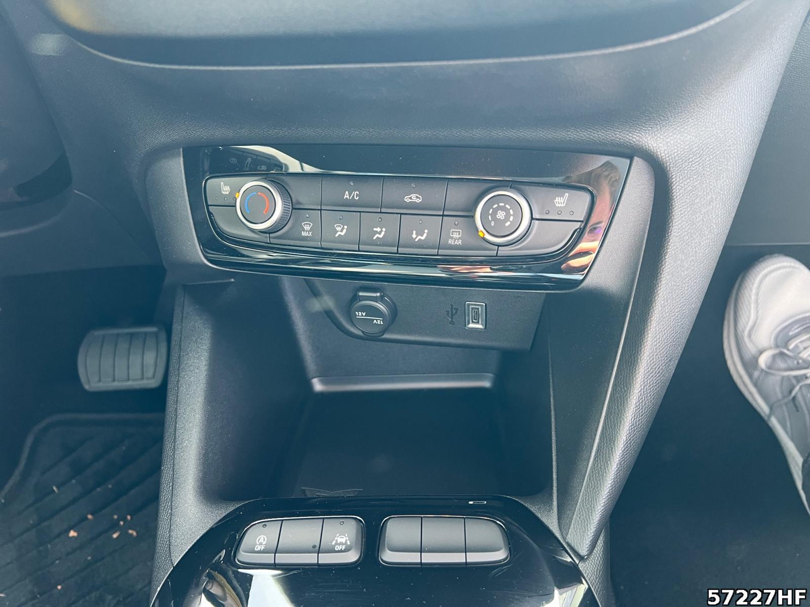 Fahrzeugabbildung Opel Corsa Edition Hybrid 110 PS AT