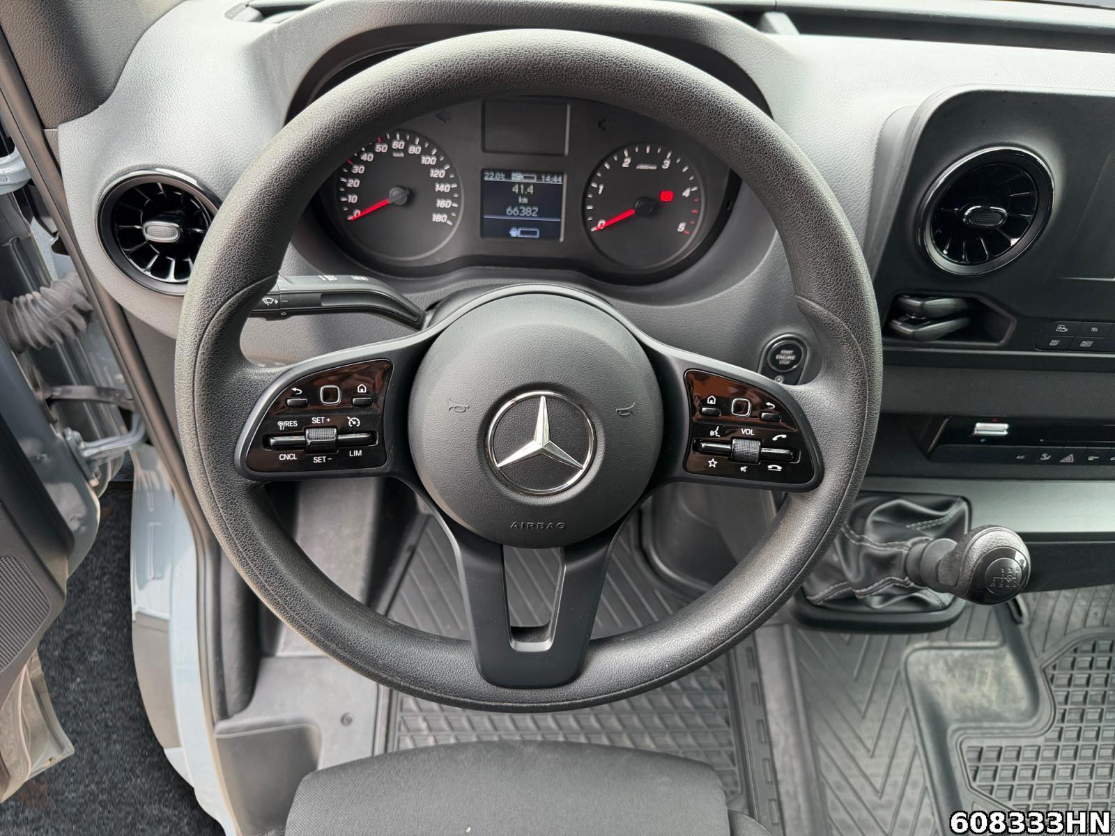 Fahrzeugabbildung Mercedes-Benz Sprinter 317 CDI *Klima*Kamera*Navi*Tempomat*AHK
