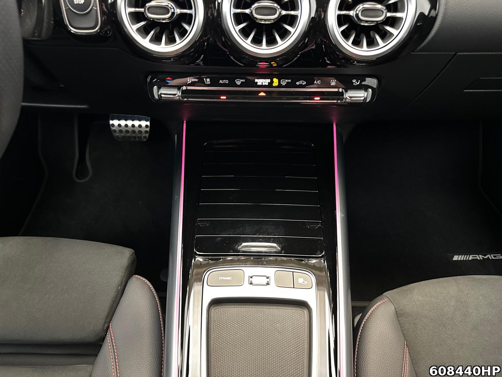 Fahrzeugabbildung Mercedes-Benz EQA AMG Night Ambiente Kamera CarPlay Totw.