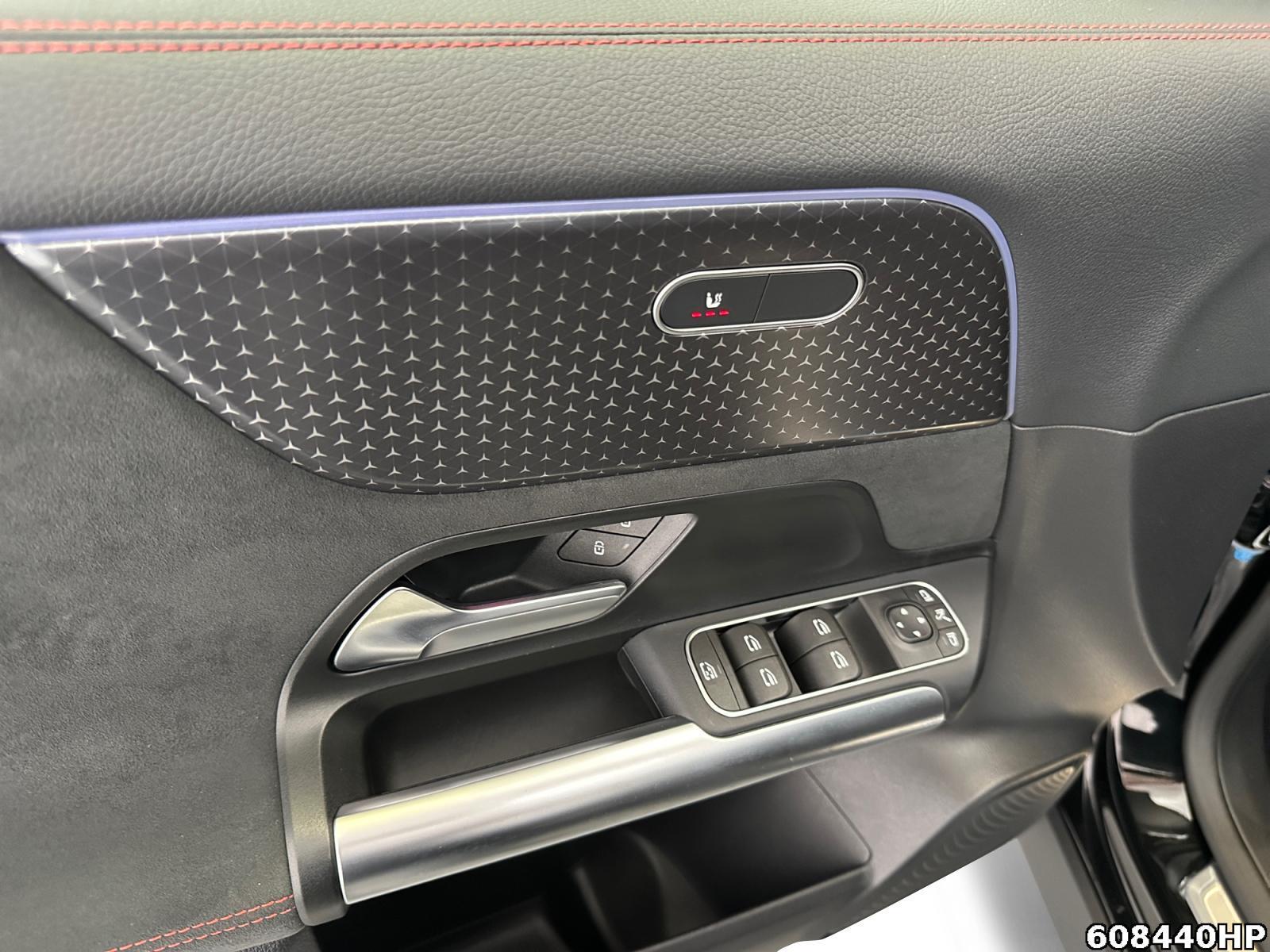 Fahrzeugabbildung Mercedes-Benz EQA AMG Night Ambiente Kamera CarPlay Totw.