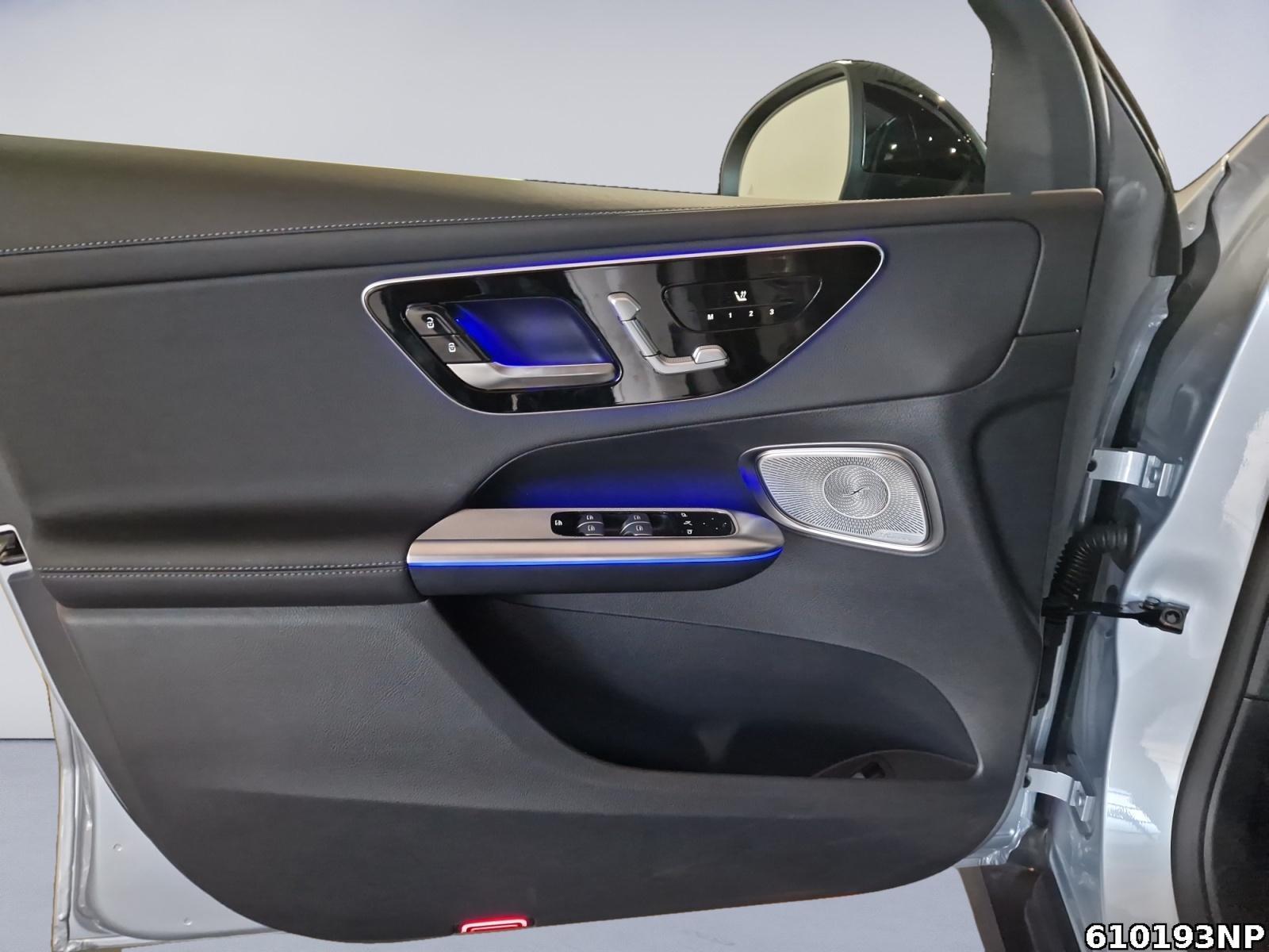Fahrzeugabbildung Mercedes-Benz GLC 300 de 4M AMG Pano AHK Burmester 360° Totw.
