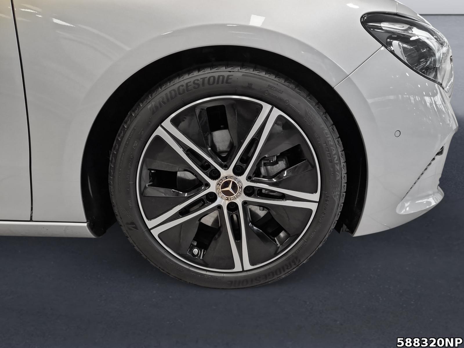 Fahrzeugabbildung Mercedes-Benz B 200 Progressive Line Advanced LED Volldigi
