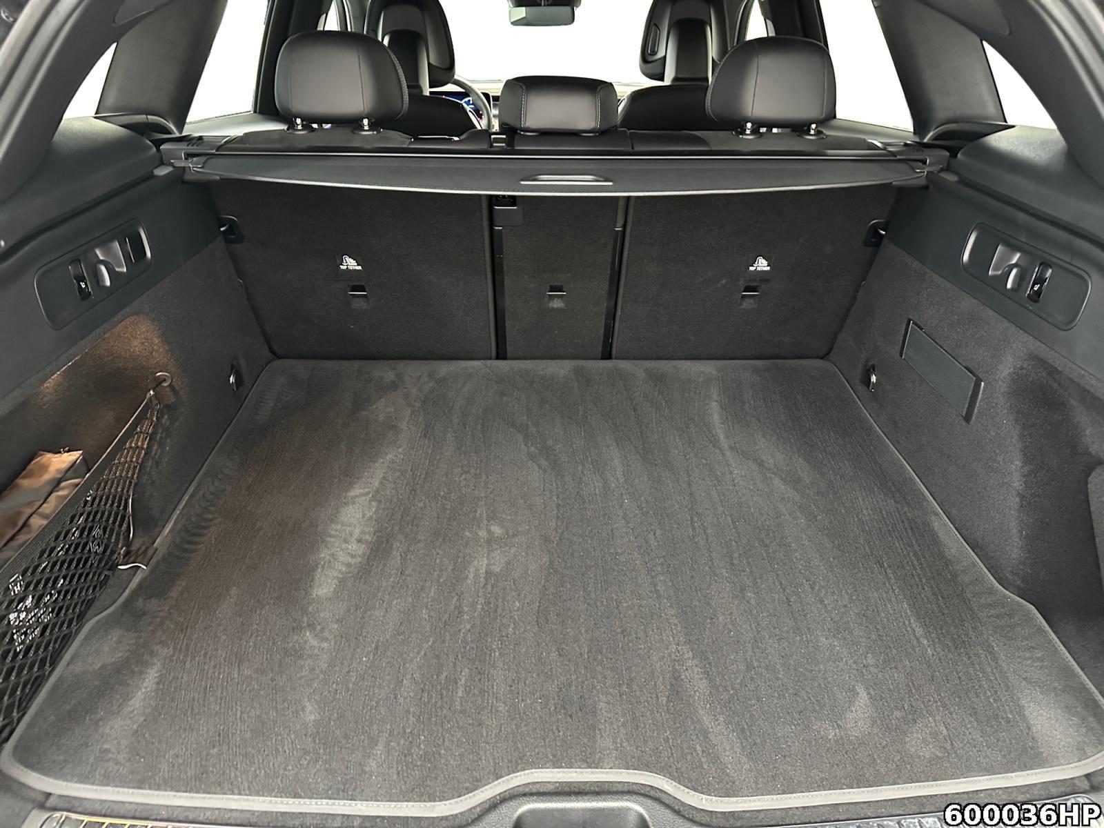 Fahrzeugabbildung Mercedes-Benz GLC 300 d 4M AMG AHK Distronic Digital-Light 360