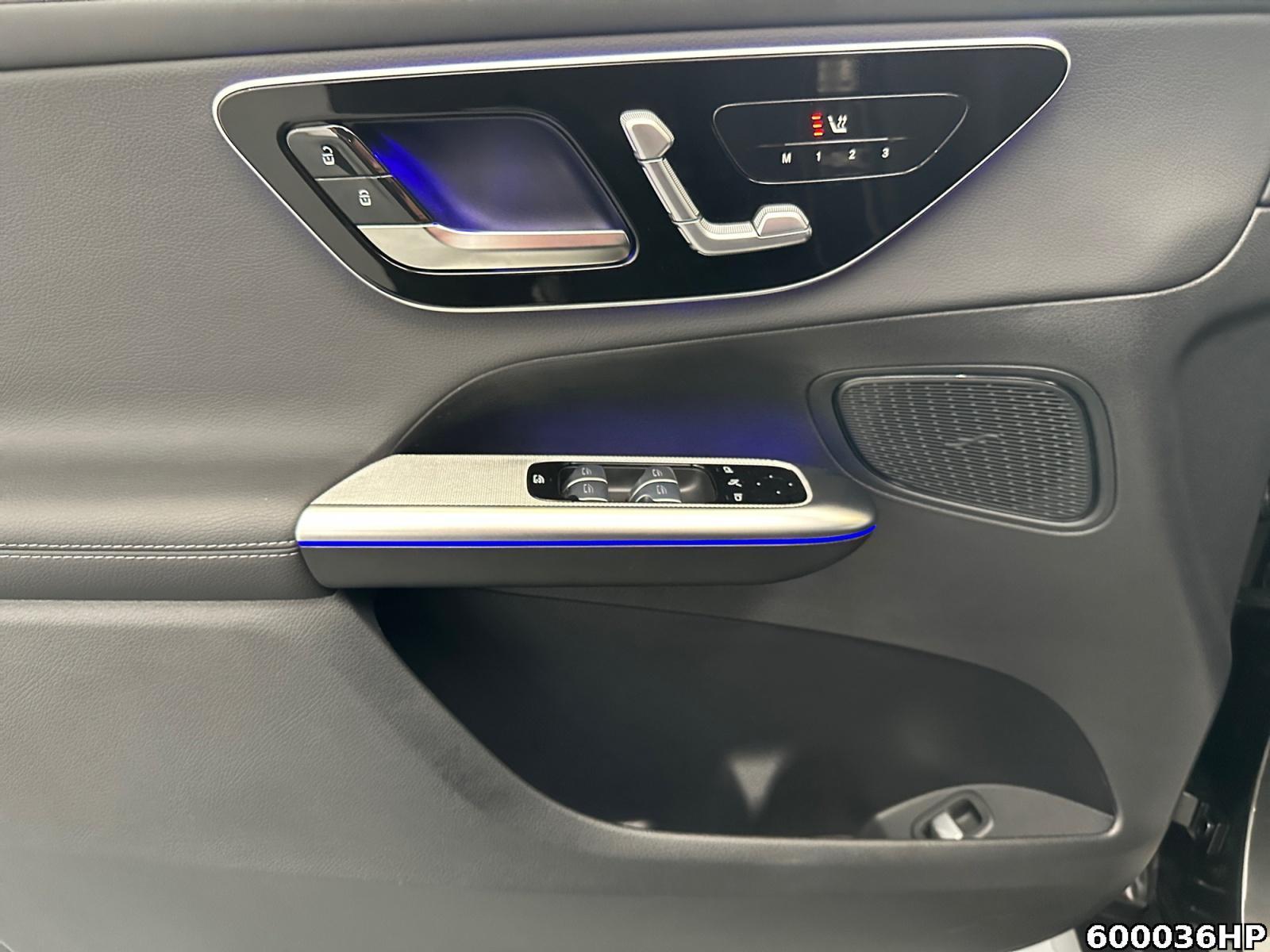 Fahrzeugabbildung Mercedes-Benz GLC 300 d 4M AMG AHK Distronic Digital-Light 360
