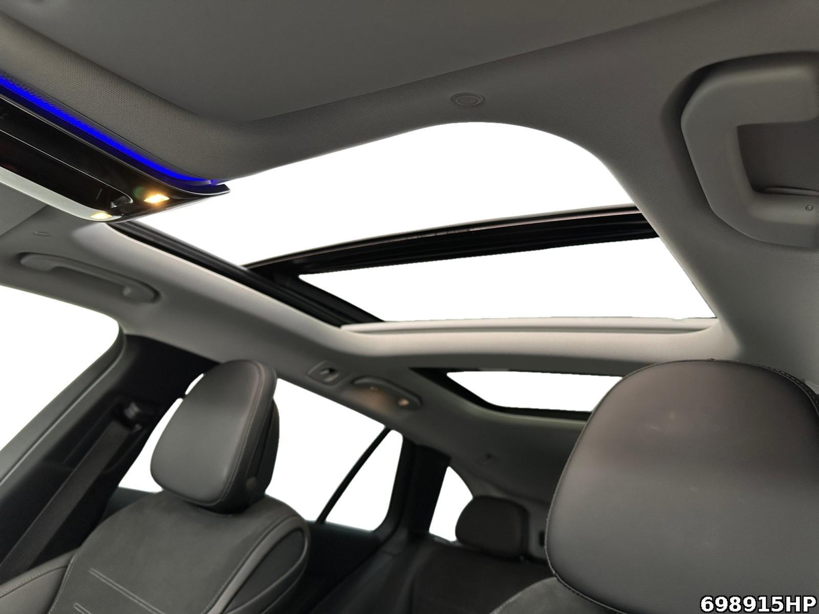 Fahrzeugabbildung Mercedes-Benz C 180 T AMG Line Night-Paket AHK Pano Kamera