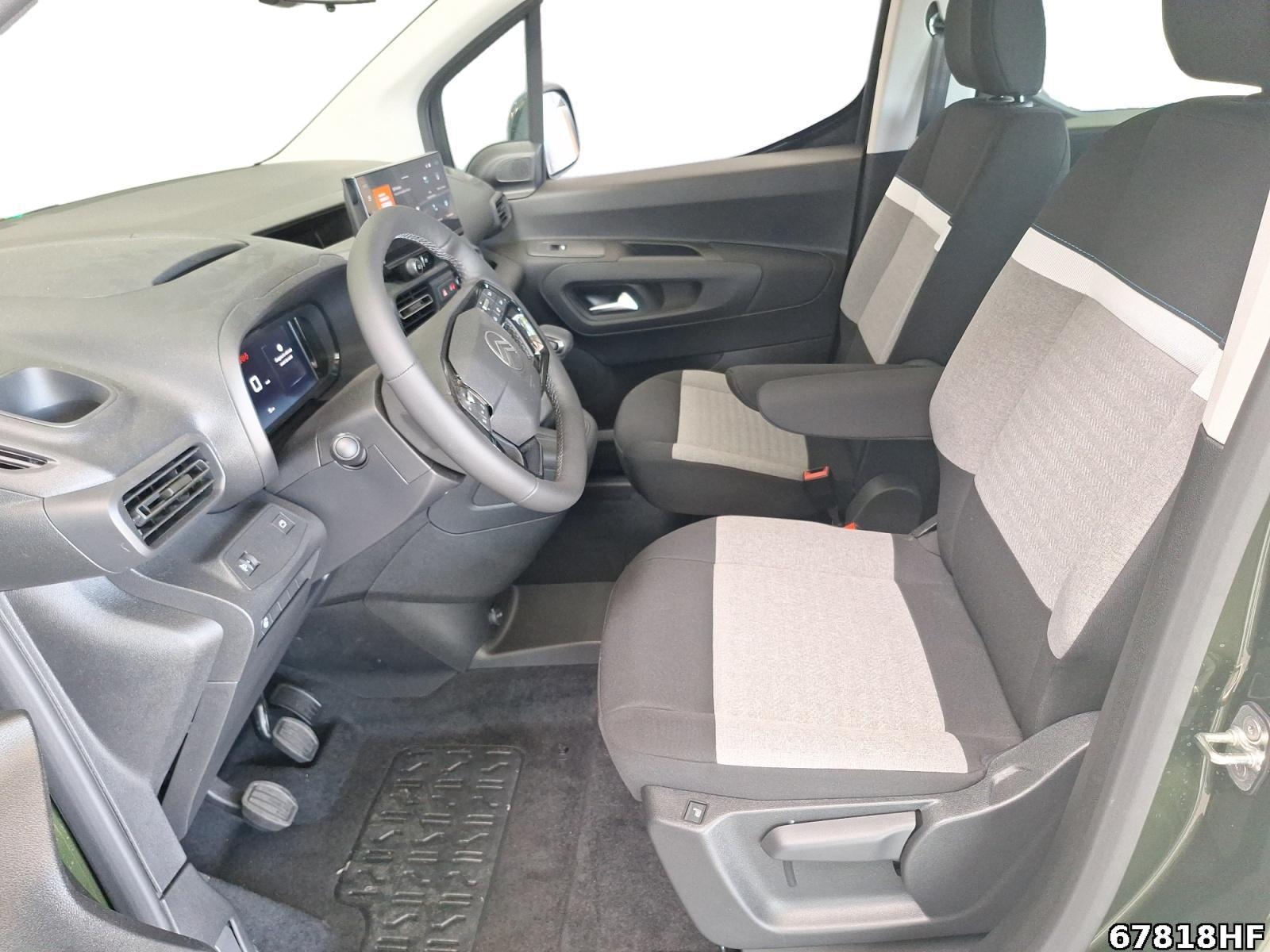 Fahrzeugabbildung Citroën Berlingo XL*7 Sitzer*Carplay*Kamera hinten