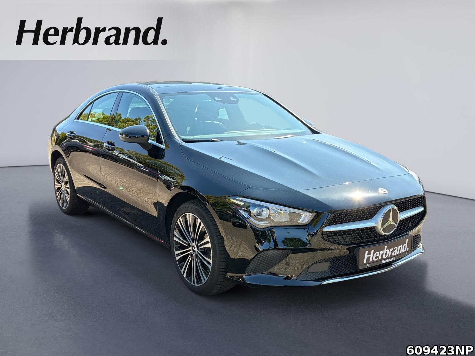 Fahrzeugabbildung Mercedes-Benz CLA 250 e Coupé Progressive Pano Carplay Ambient
