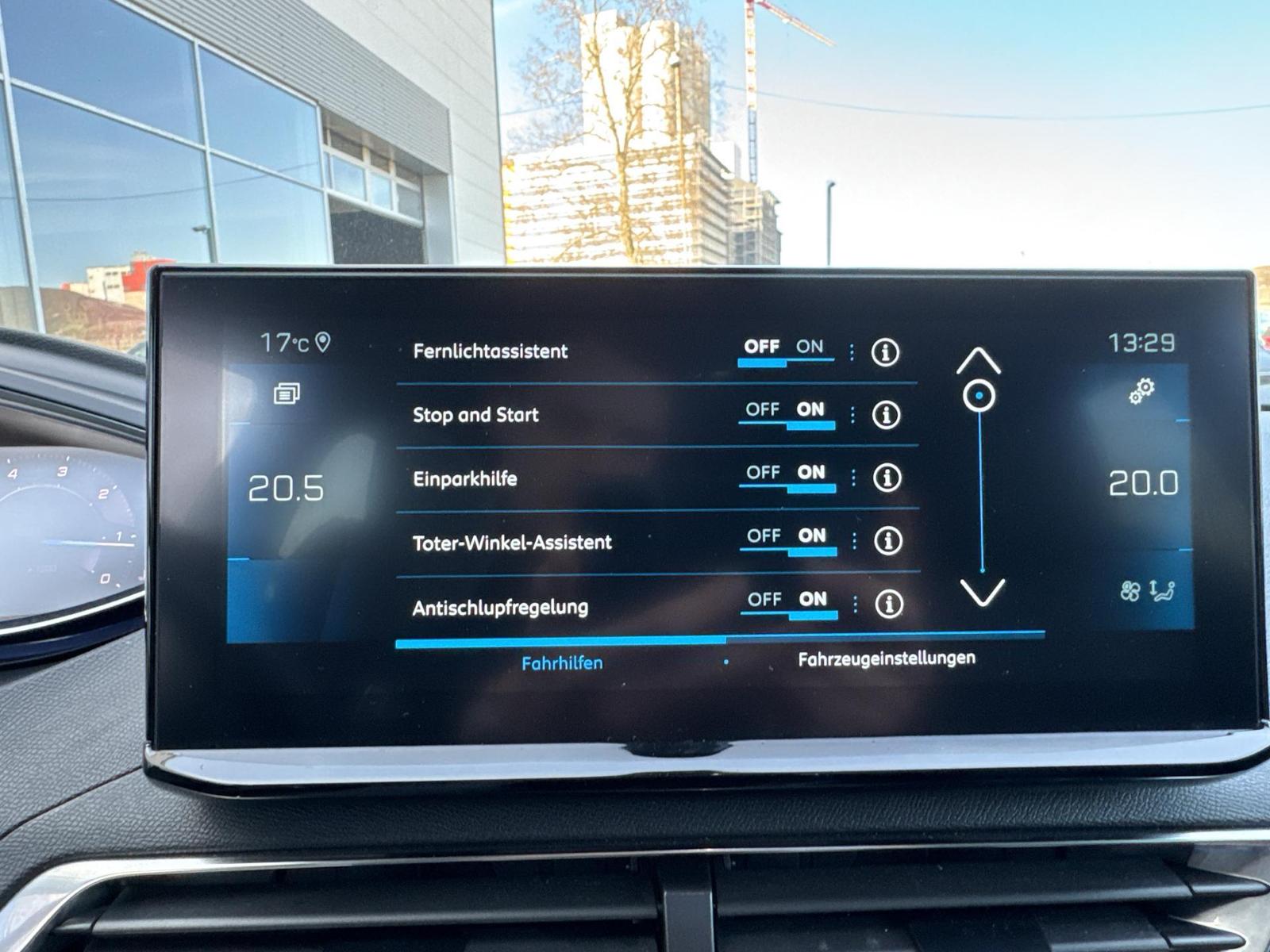 Fahrzeugabbildung Peugeot 5008 Allure 7 SITZER+NAVI+CARPLAY