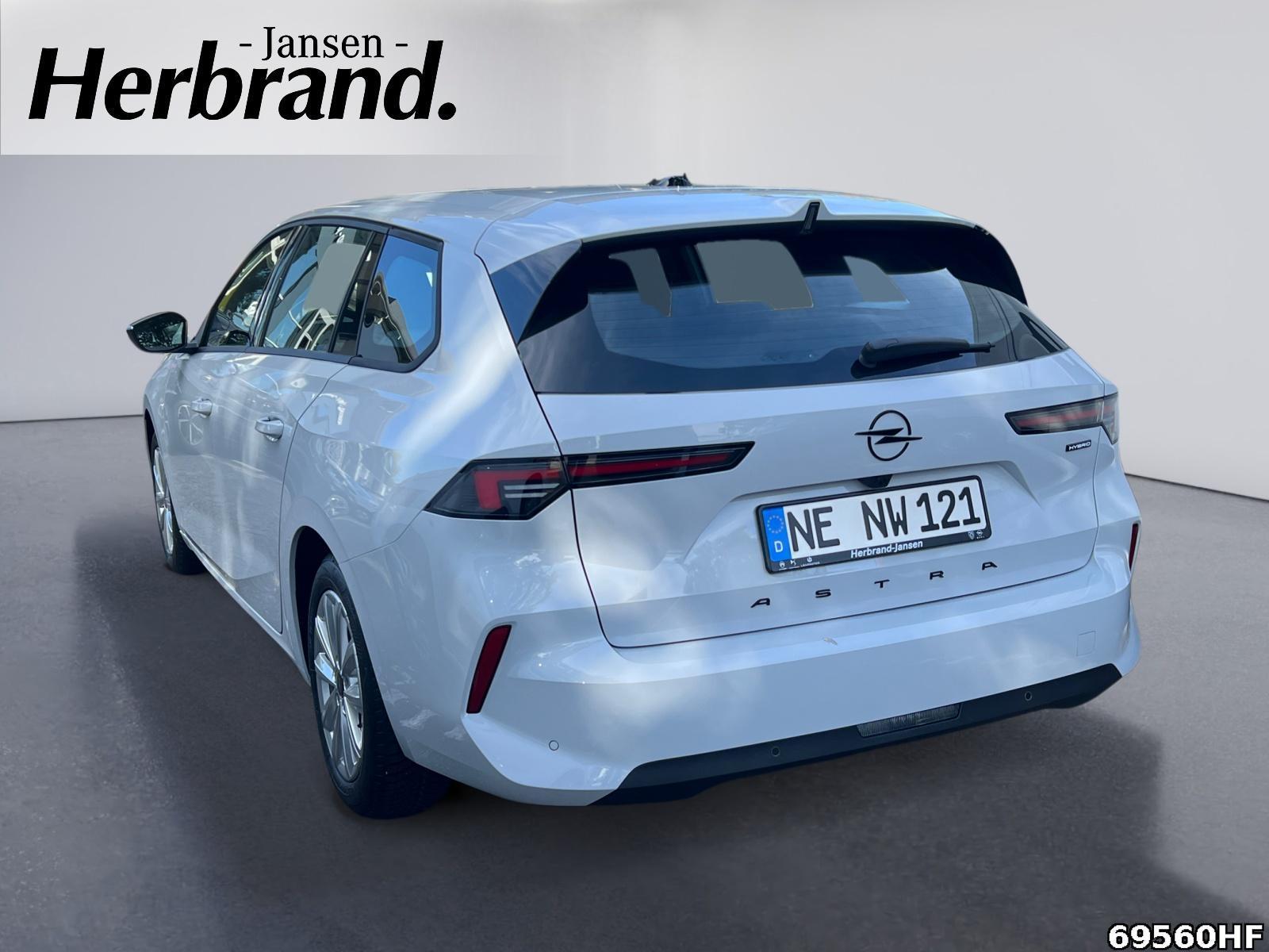 Fahrzeugabbildung Opel Astra ST Edition Hybrid 145 PS