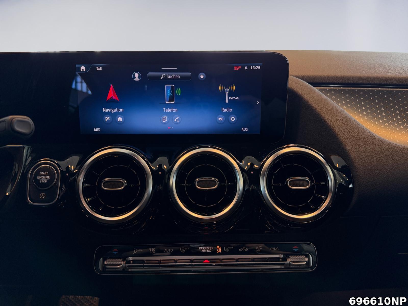 Fahrzeugabbildung Mercedes-Benz GLA 200 d Progressive AHK Distronic Kamera