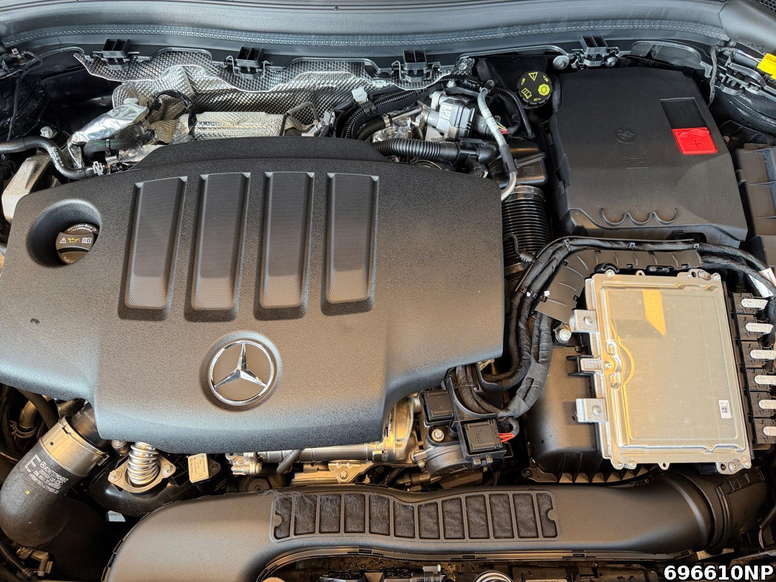 Fahrzeugabbildung Mercedes-Benz GLA 200 d Progressive AHK Distronic Kamera
