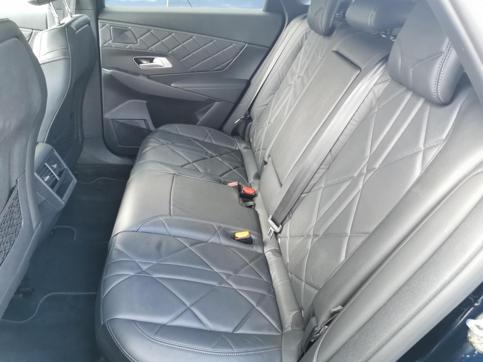 Fahrzeugabbildung DS Automobiles DS7 Crossback 1.5 BlueHDi 130 FAP, Bastille+