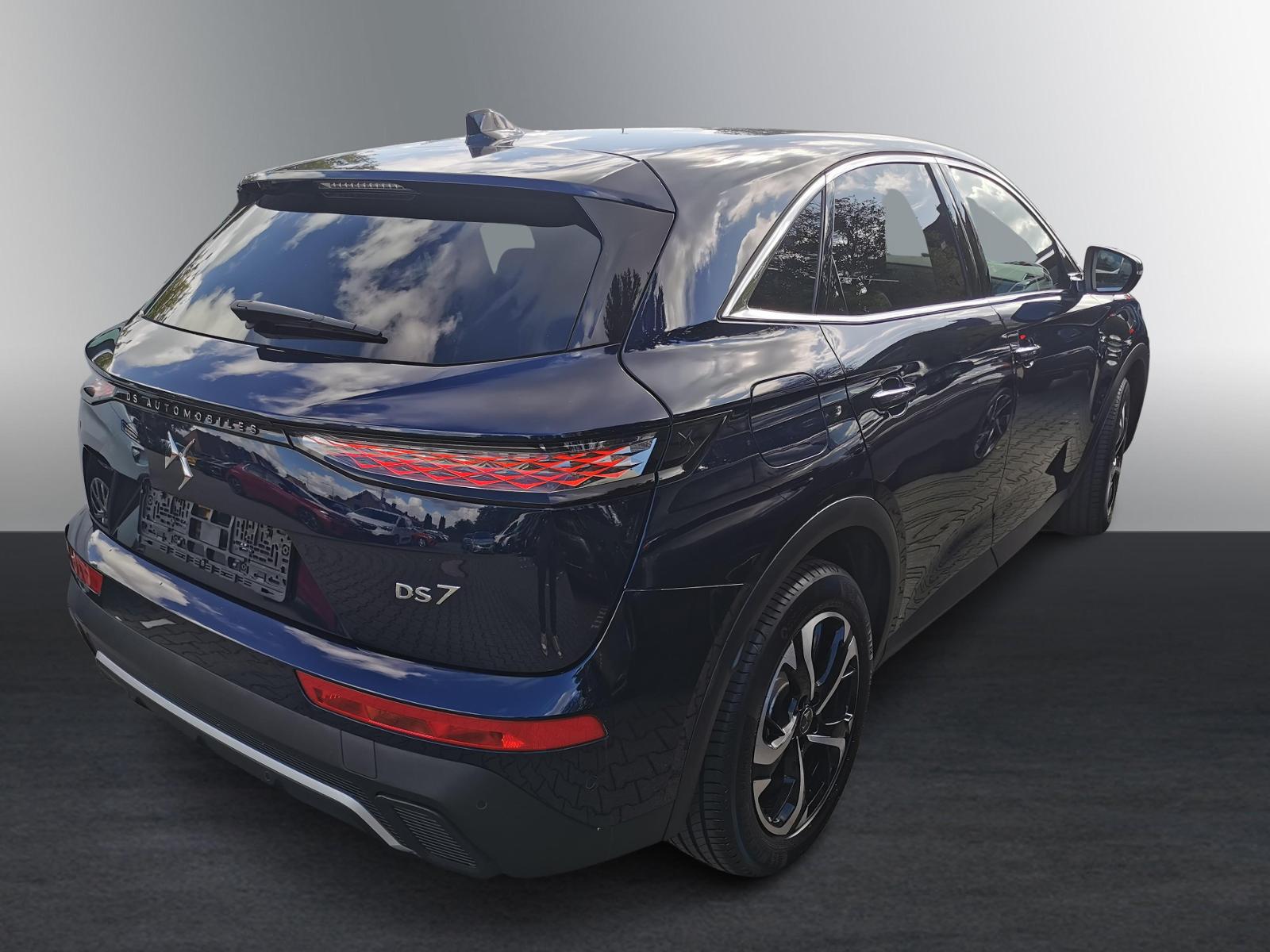 Fahrzeugabbildung DS Automobiles DS7 Crossback 1.5 BlueHDi 130 FAP, Bastille+