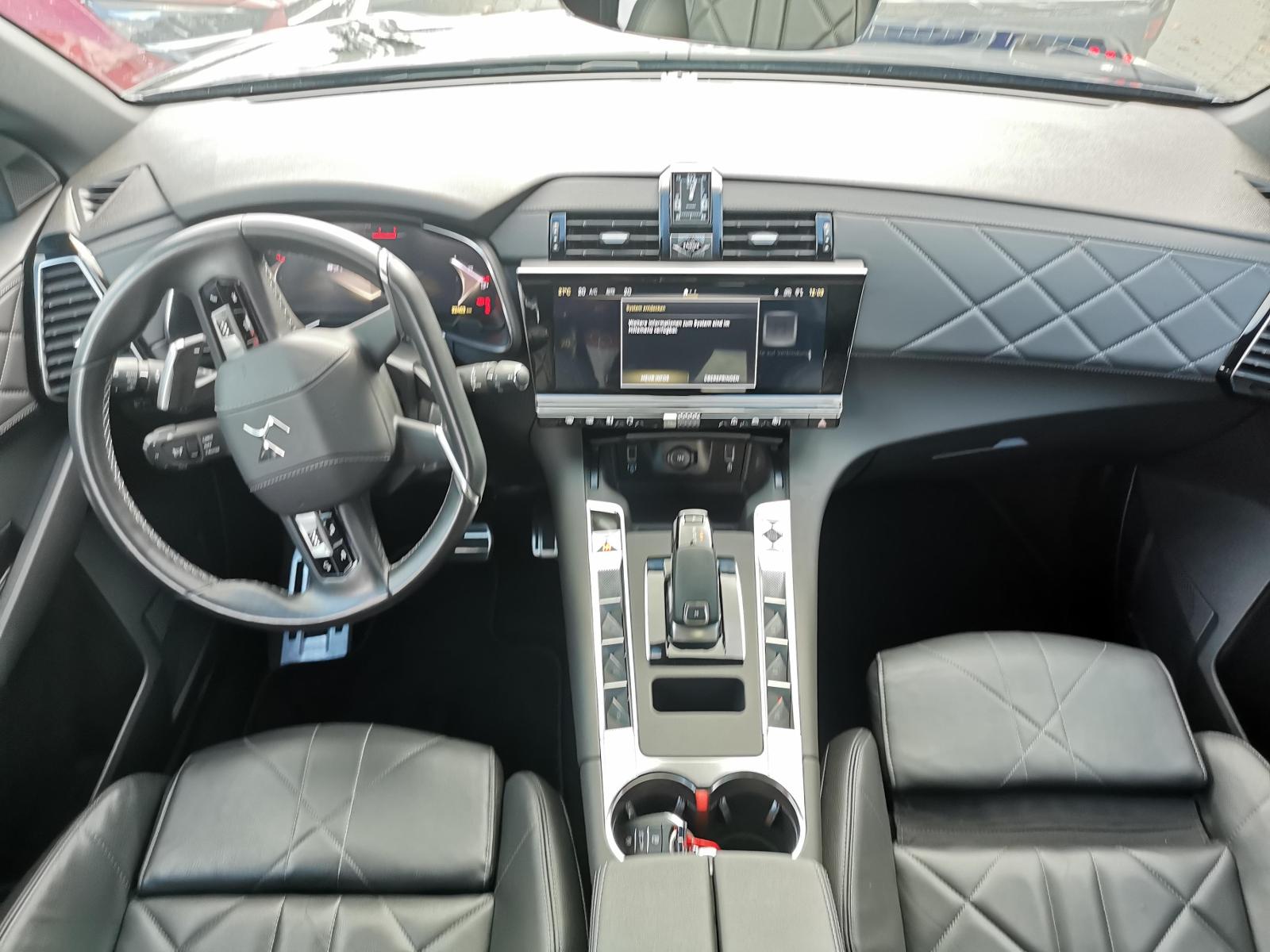 Fahrzeugabbildung DS Automobiles DS7 Crossback 1.5 BlueHDi 130 FAP, Bastille+