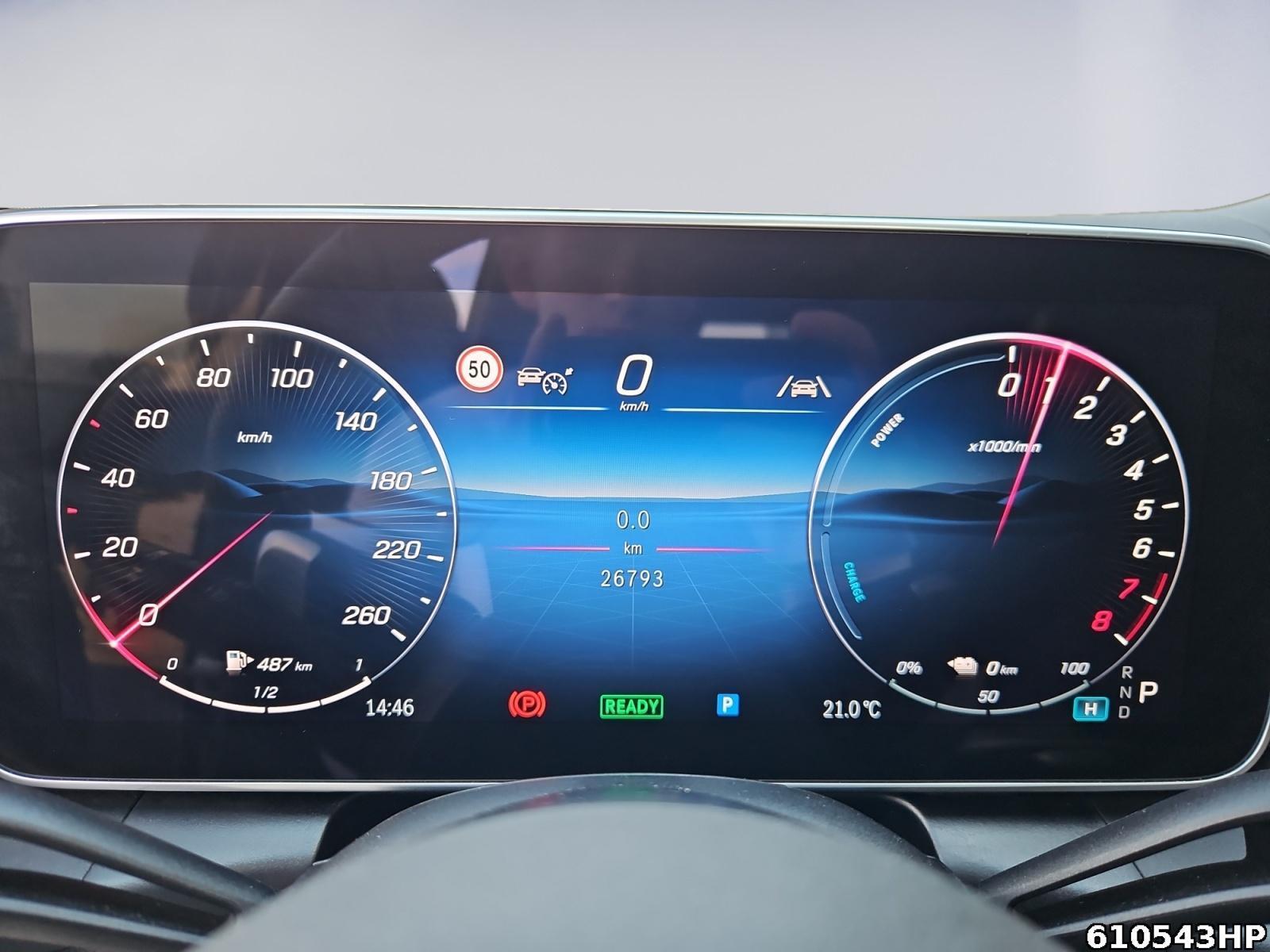 Fahrzeugabbildung Mercedes-Benz GLC 300 e 4M AMG Line Panorama Burmester AHK 20