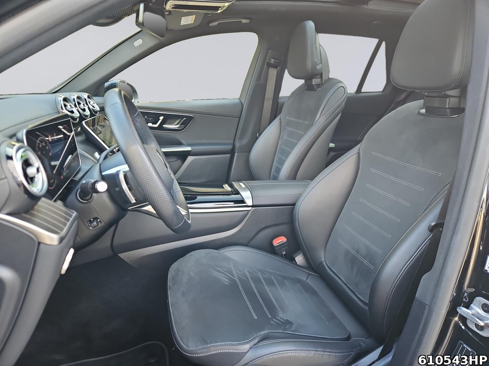 Fahrzeugabbildung Mercedes-Benz GLC 300 e 4M AMG Line Panorama Burmester AHK 20