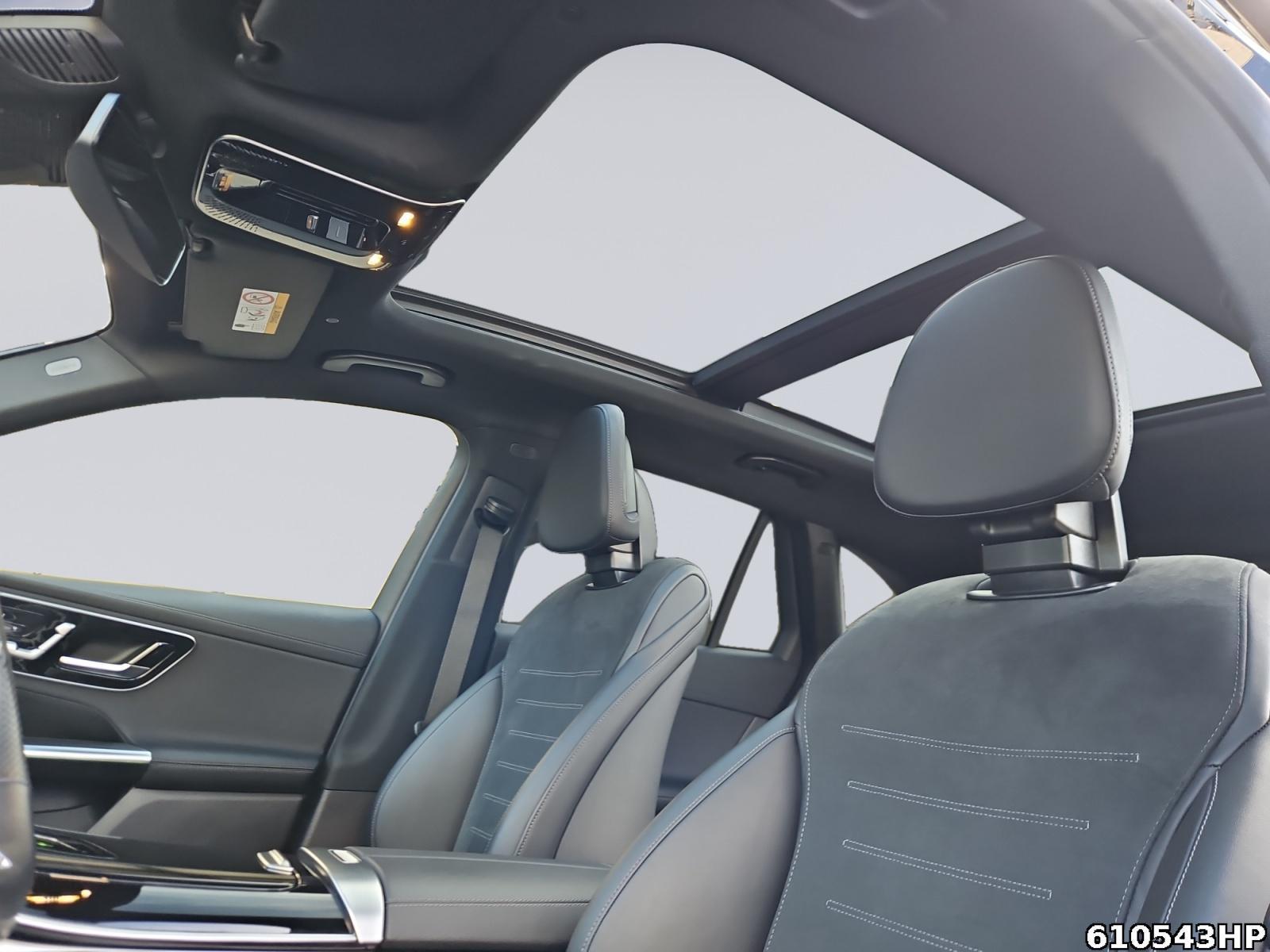 Fahrzeugabbildung Mercedes-Benz GLC 300 e 4M AMG Line Panorama Burmester AHK 20